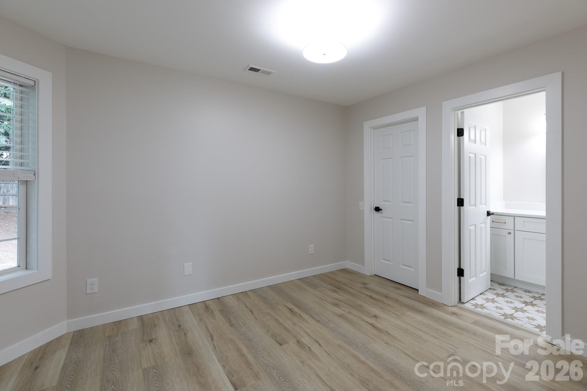 Royal Oaks - Residential