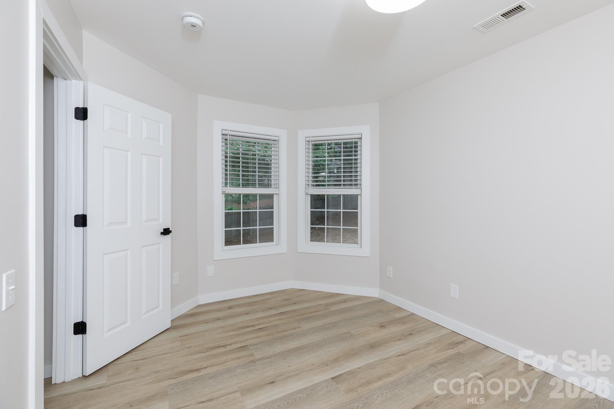 Royal Oaks - Residential