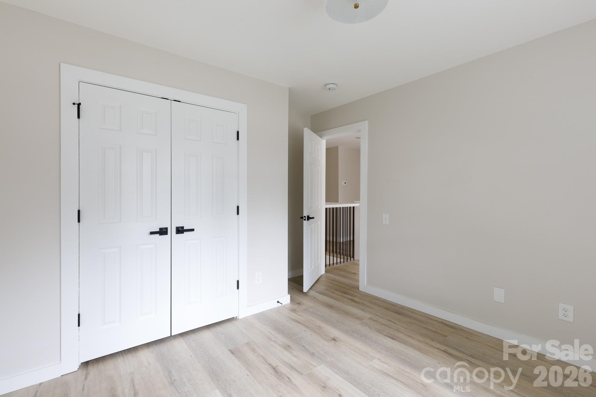 Royal Oaks - Residential