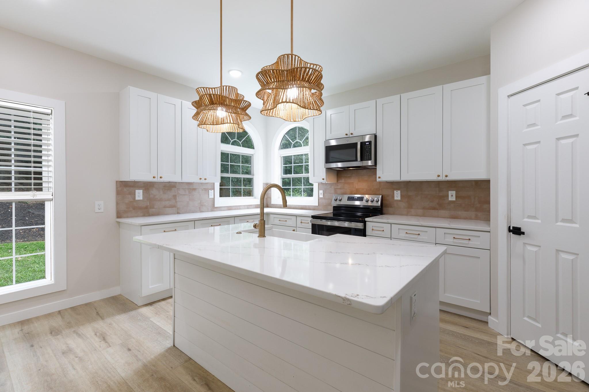 Royal Oaks - Residential