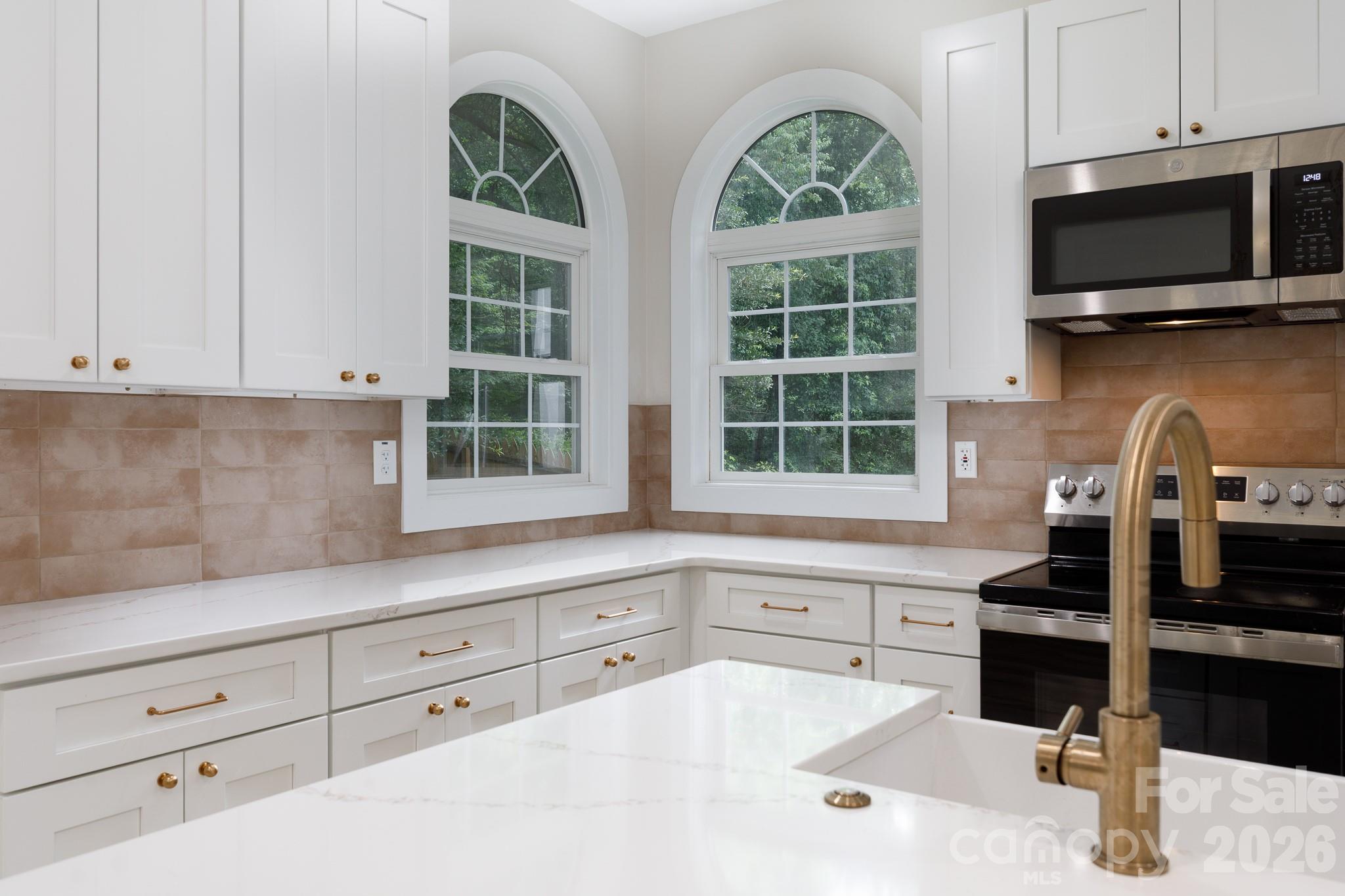 Royal Oaks - Residential
