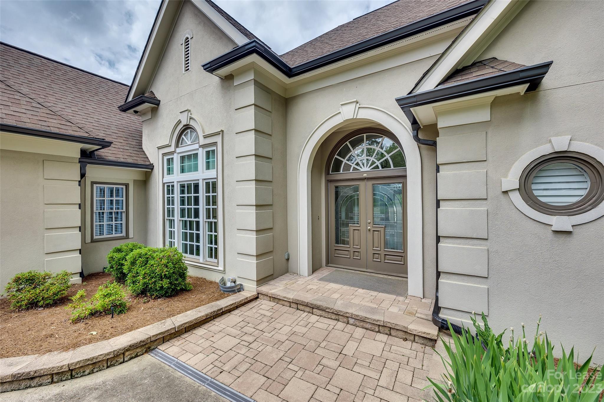 Riverpointe - Residential Lease