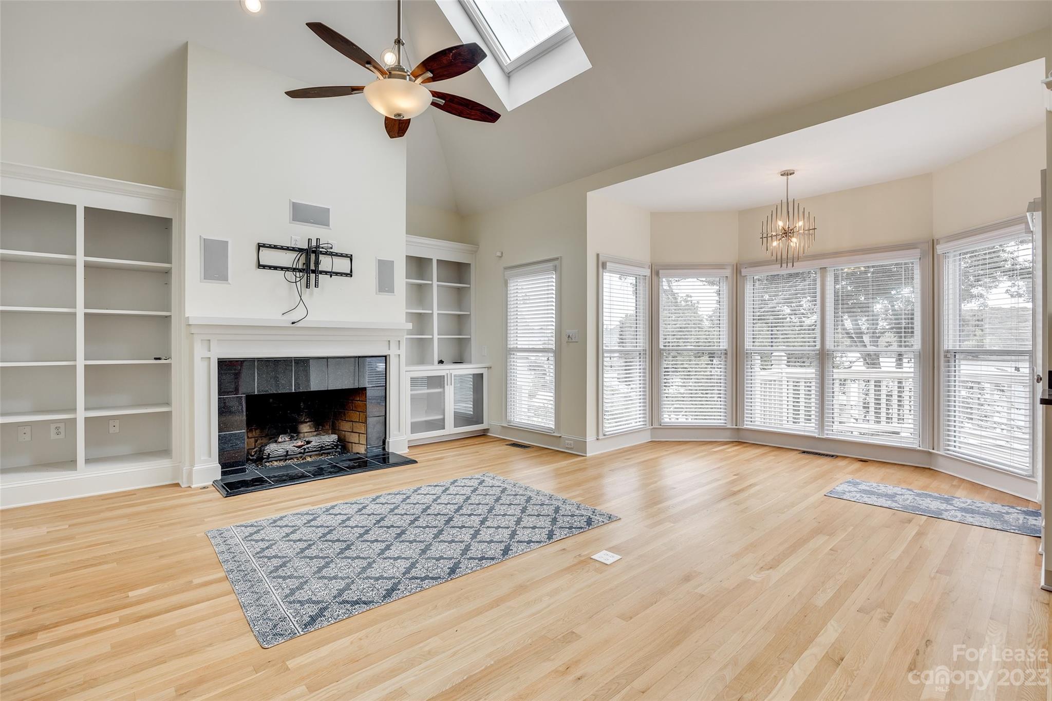 Riverpointe - Residential Lease
