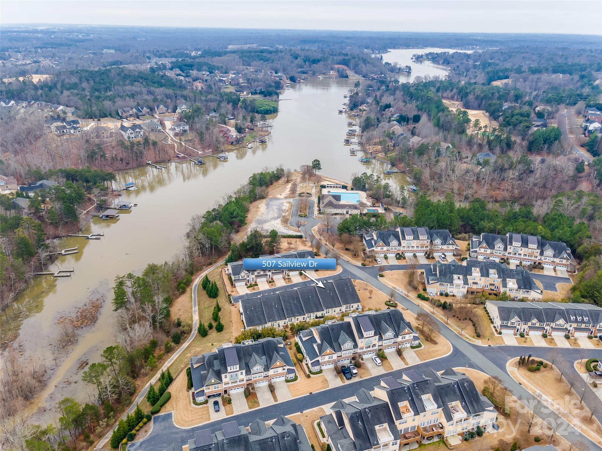 Lake Shore - Residential