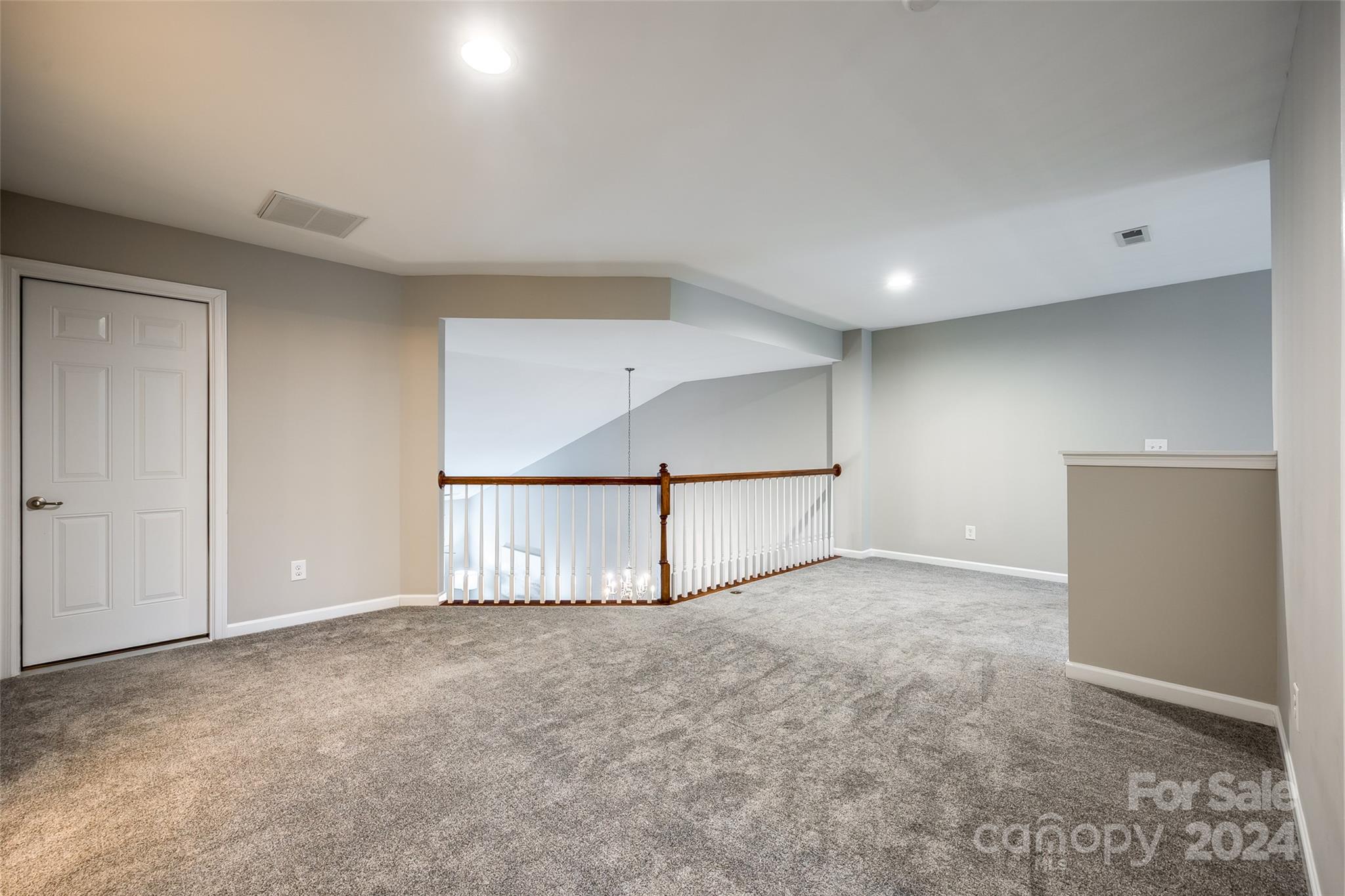 Lake Shore - Residential