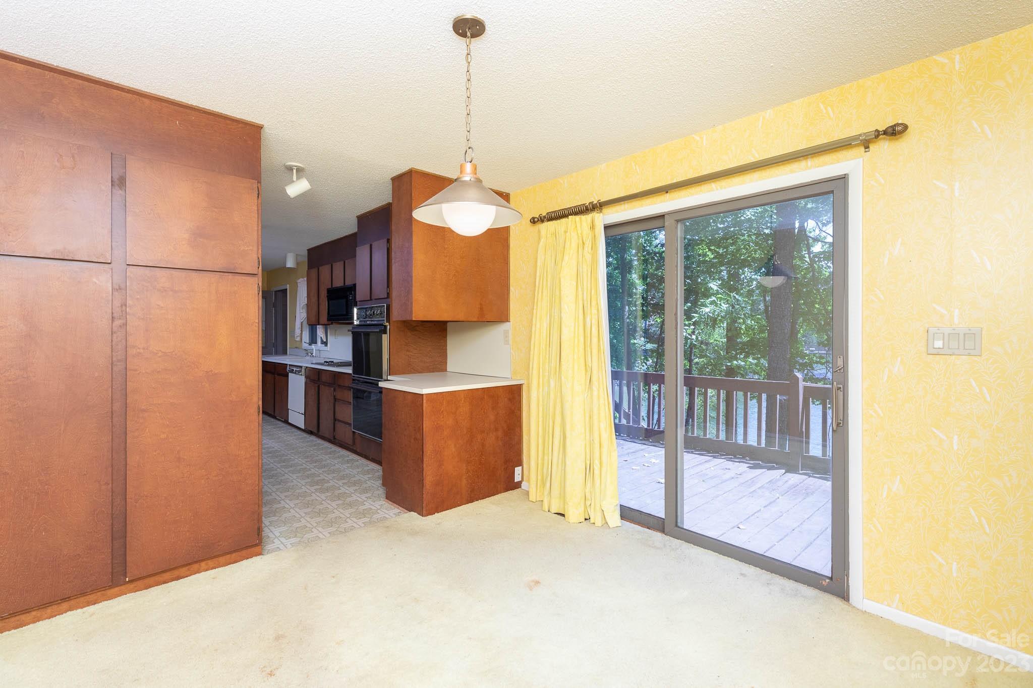 Tega Cay - Residential