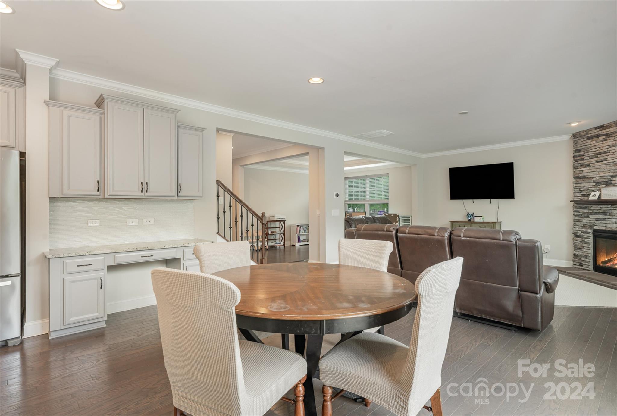 Oakland Pointe - Residential