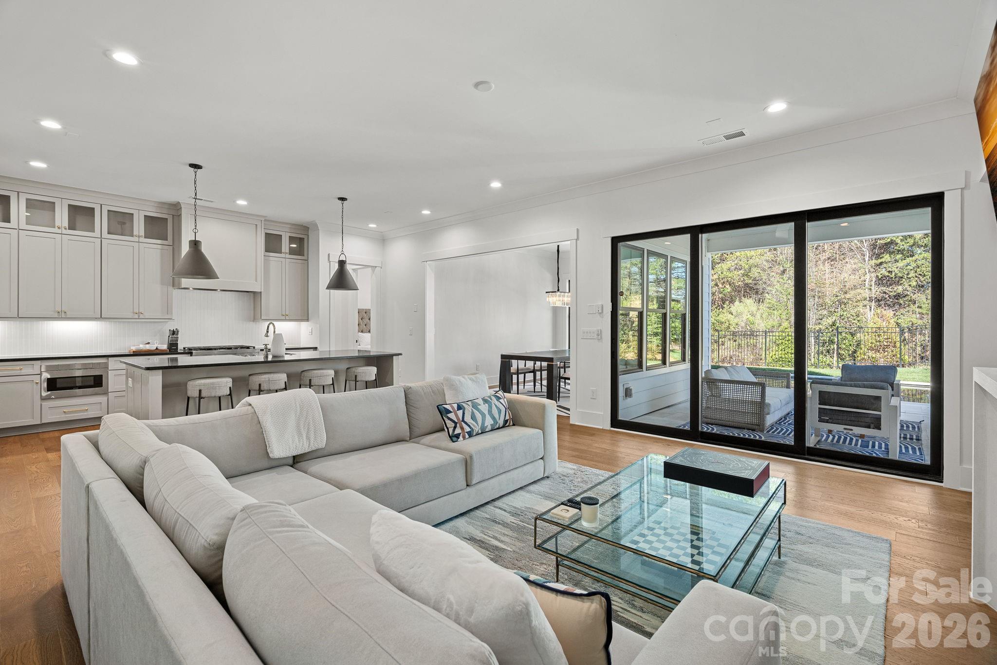 Cambridge Square - Residential