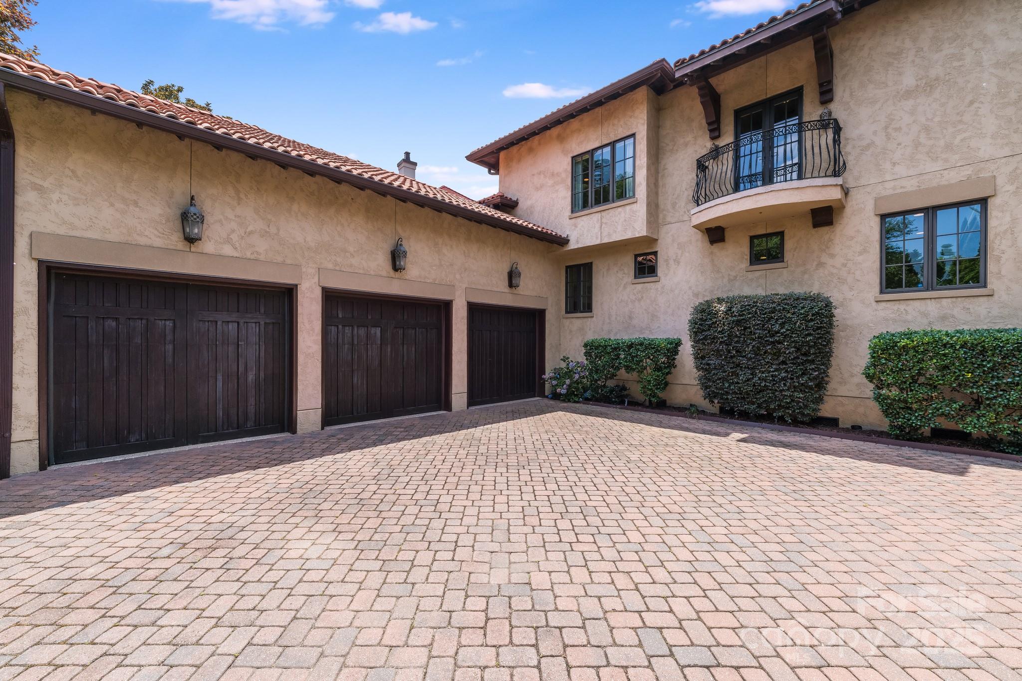 STONECROFT - Residential