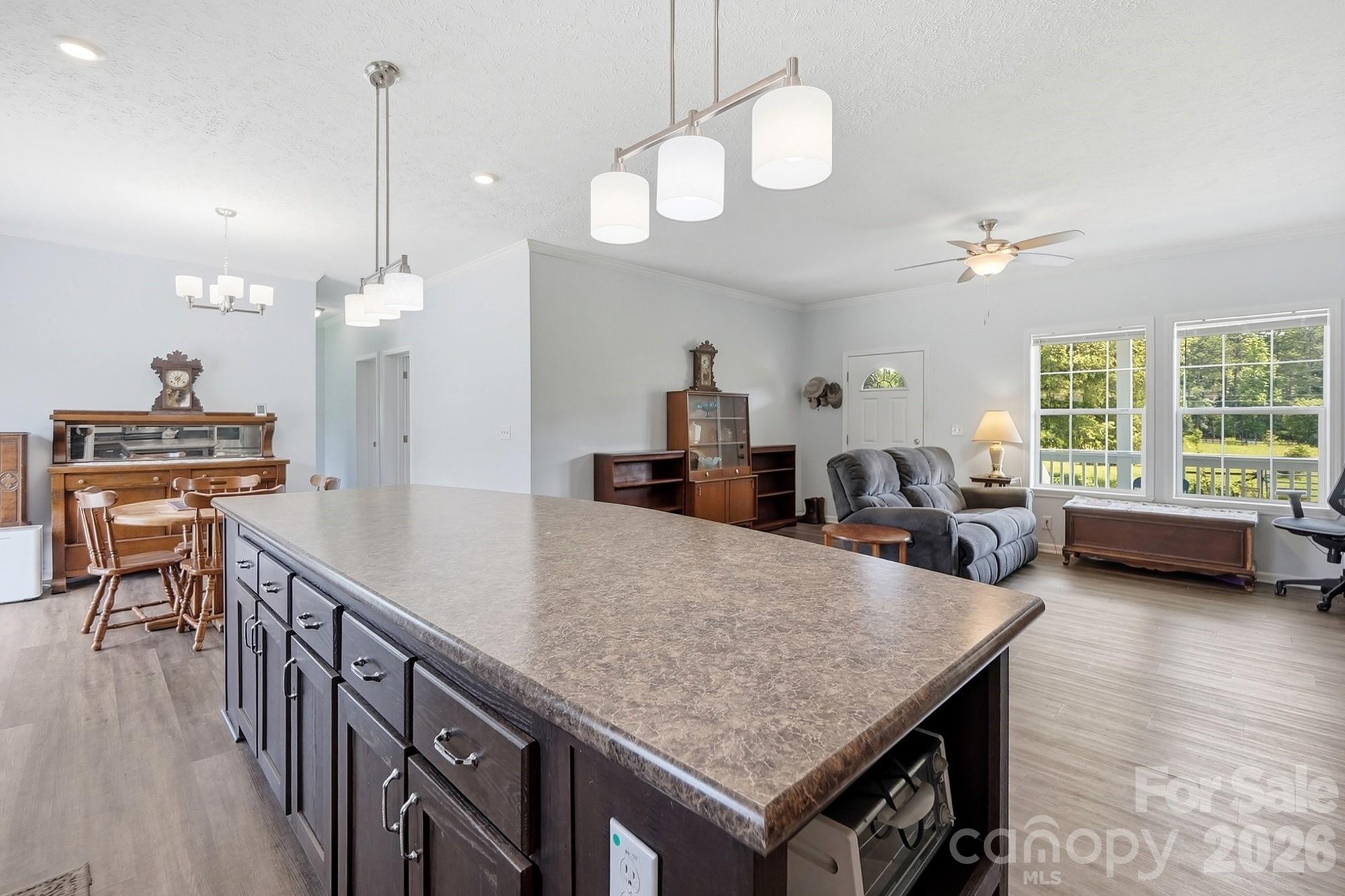 Mallard Lakes - Residential