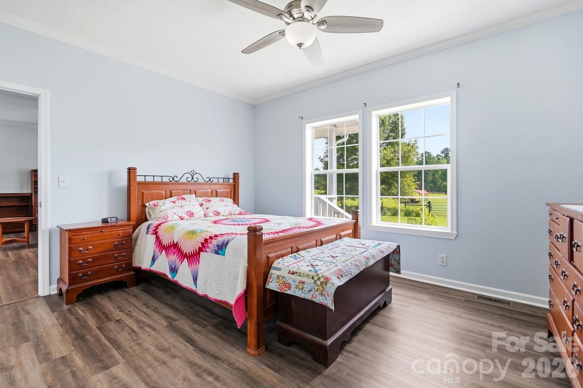 Mallard Lakes - Residential