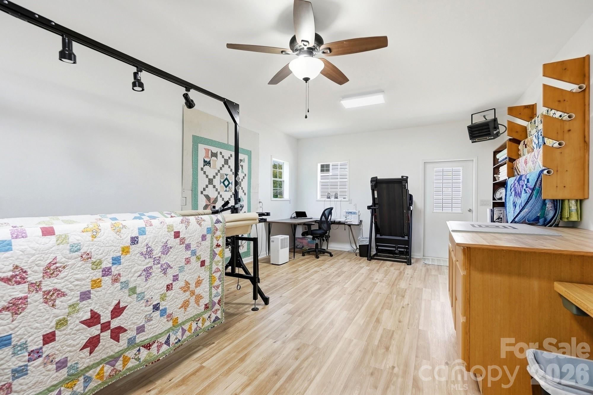 Mallard Lakes - Residential