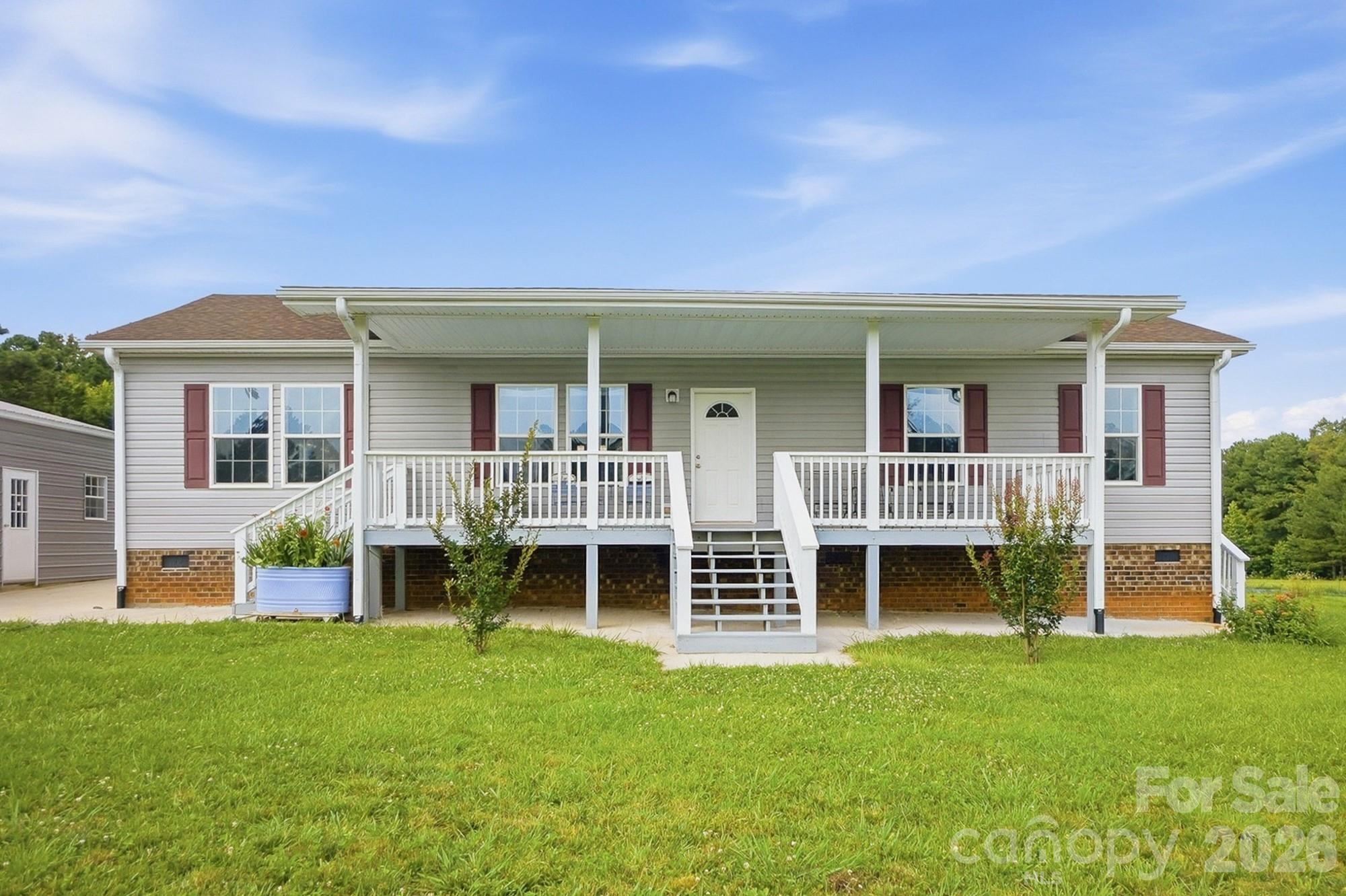 Mallard Lakes - Residential