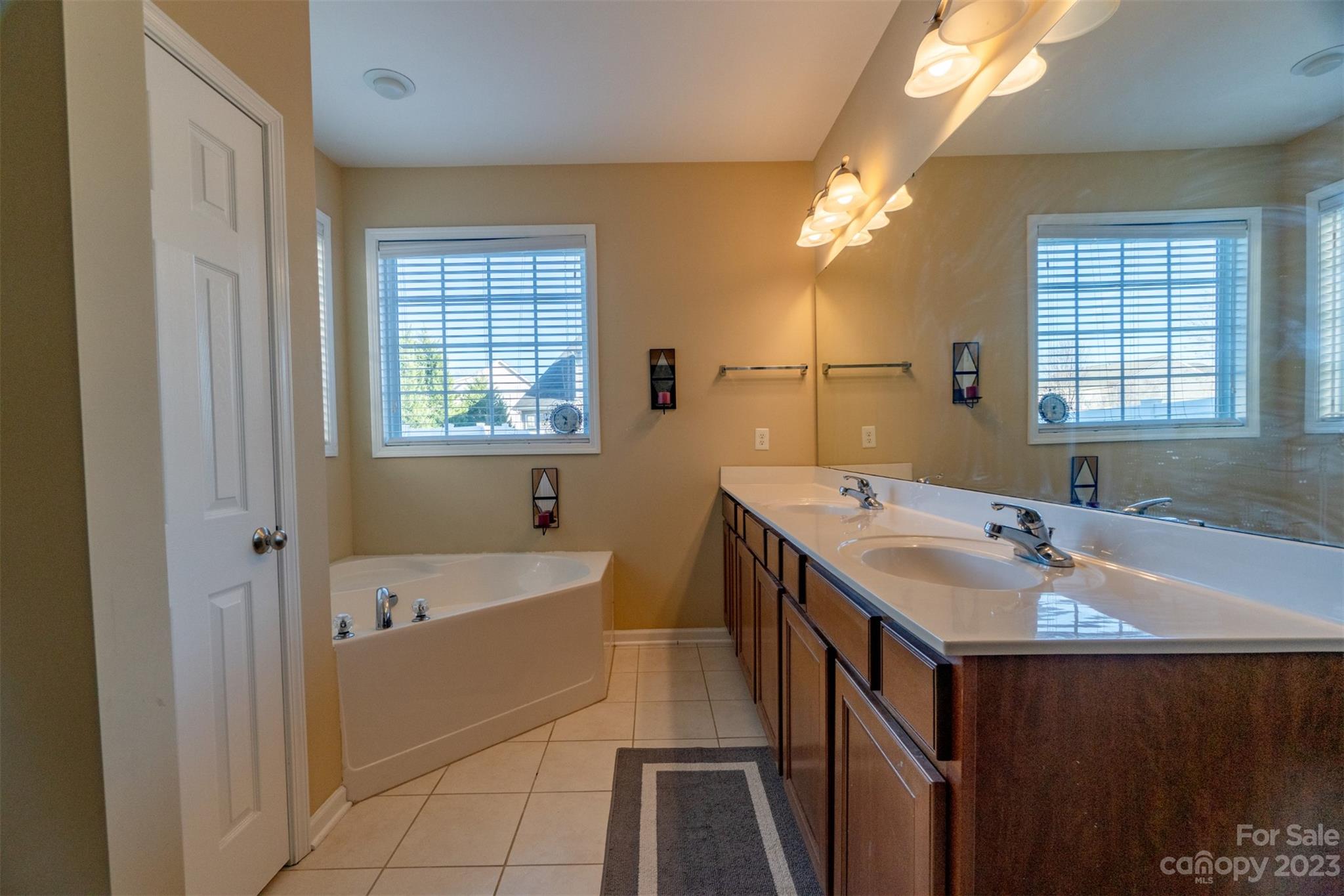 The Farm at Riverpointe - Residential