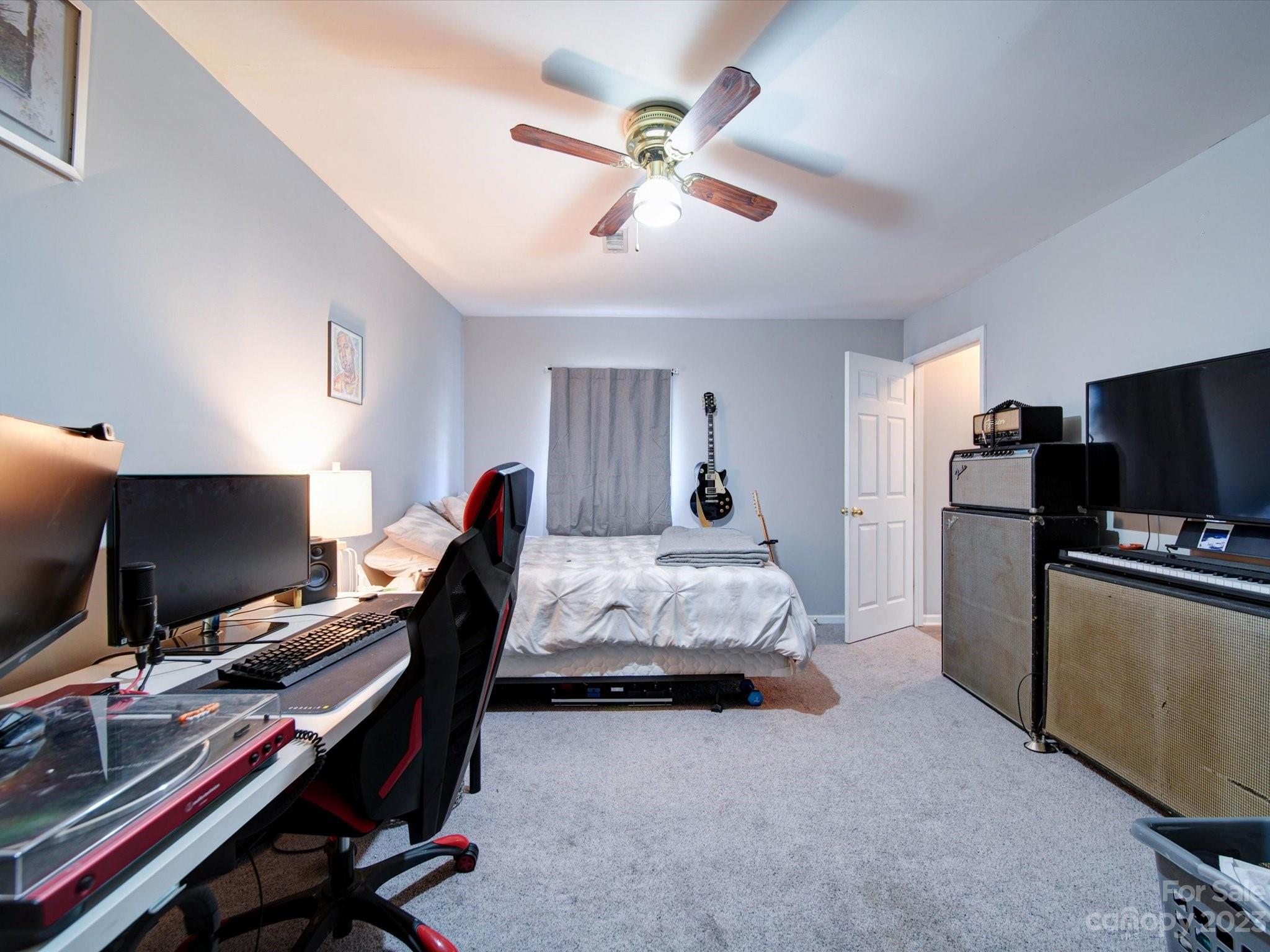 Hilltop Acres - Residential