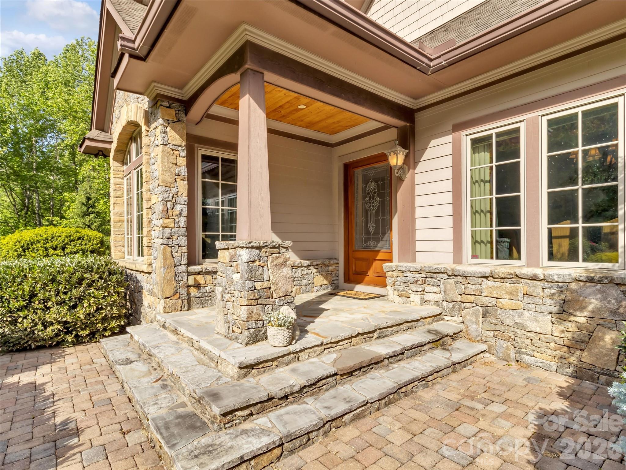 Laurel Ridge Country Club - Residential