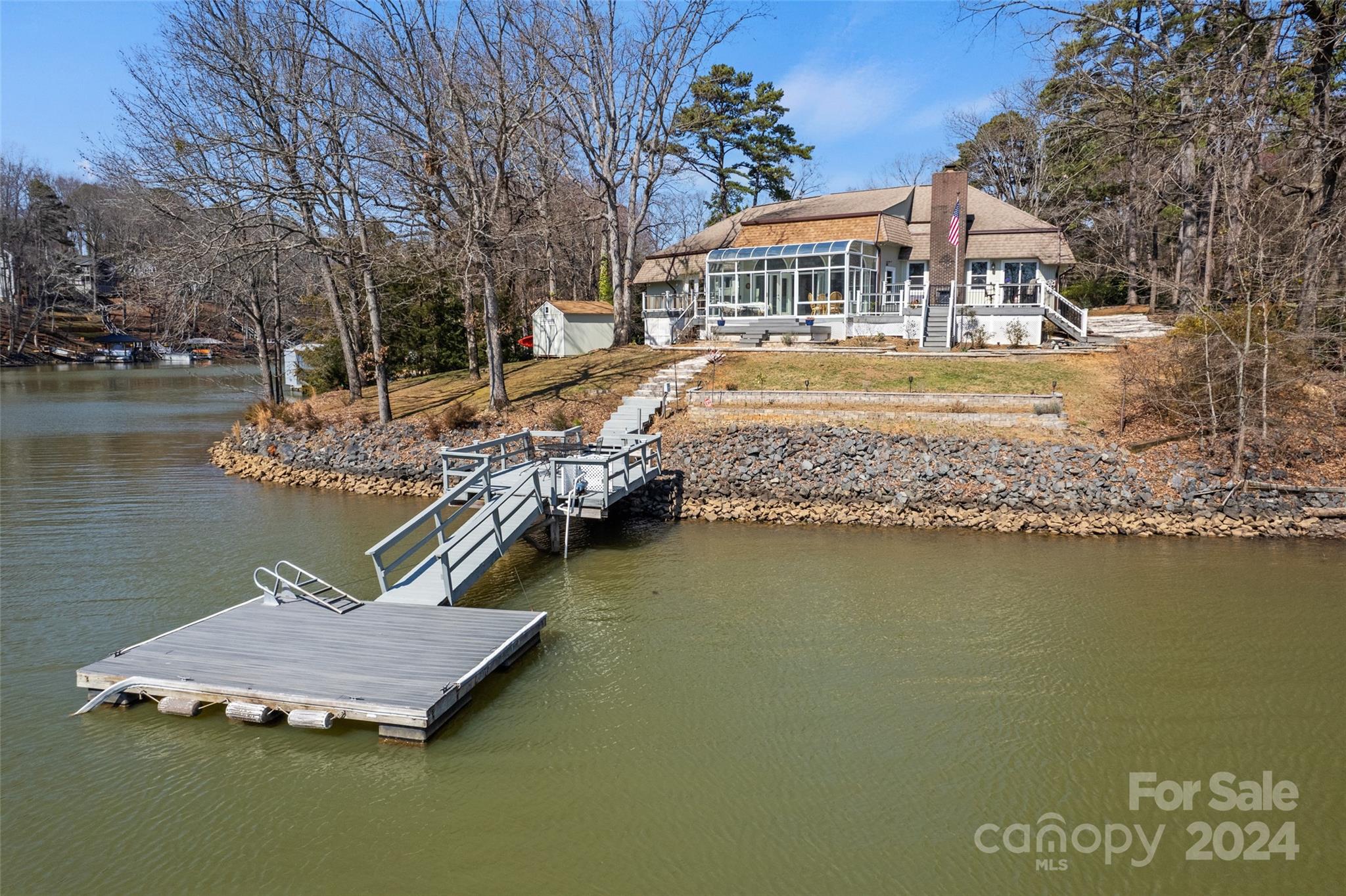 Tega Cay - Residential