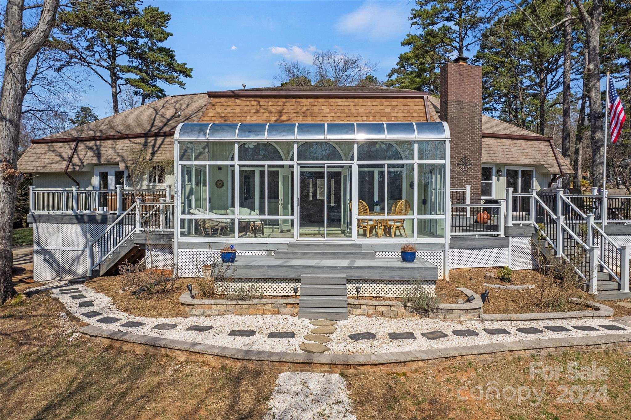 Tega Cay - Residential