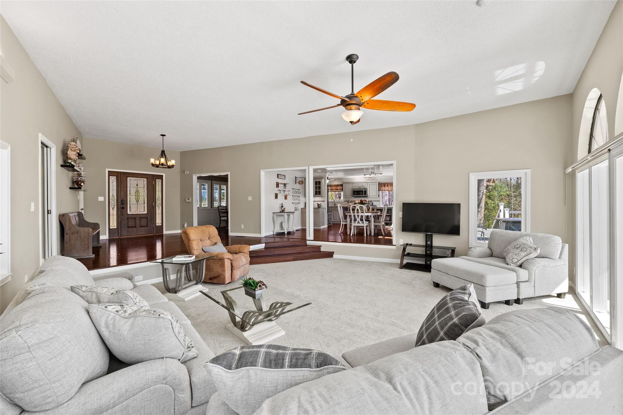 Tega Cay - Residential