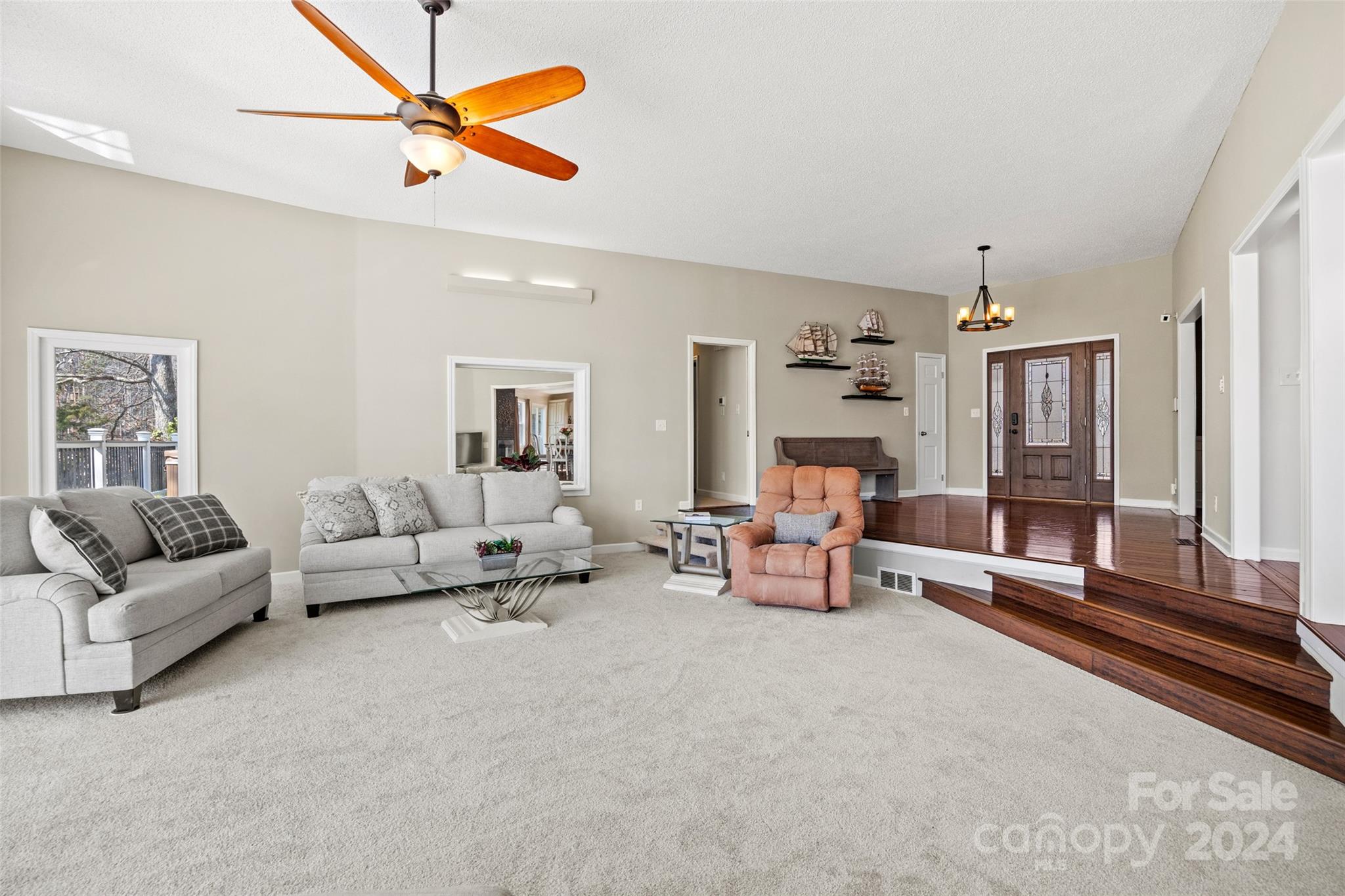Tega Cay - Residential