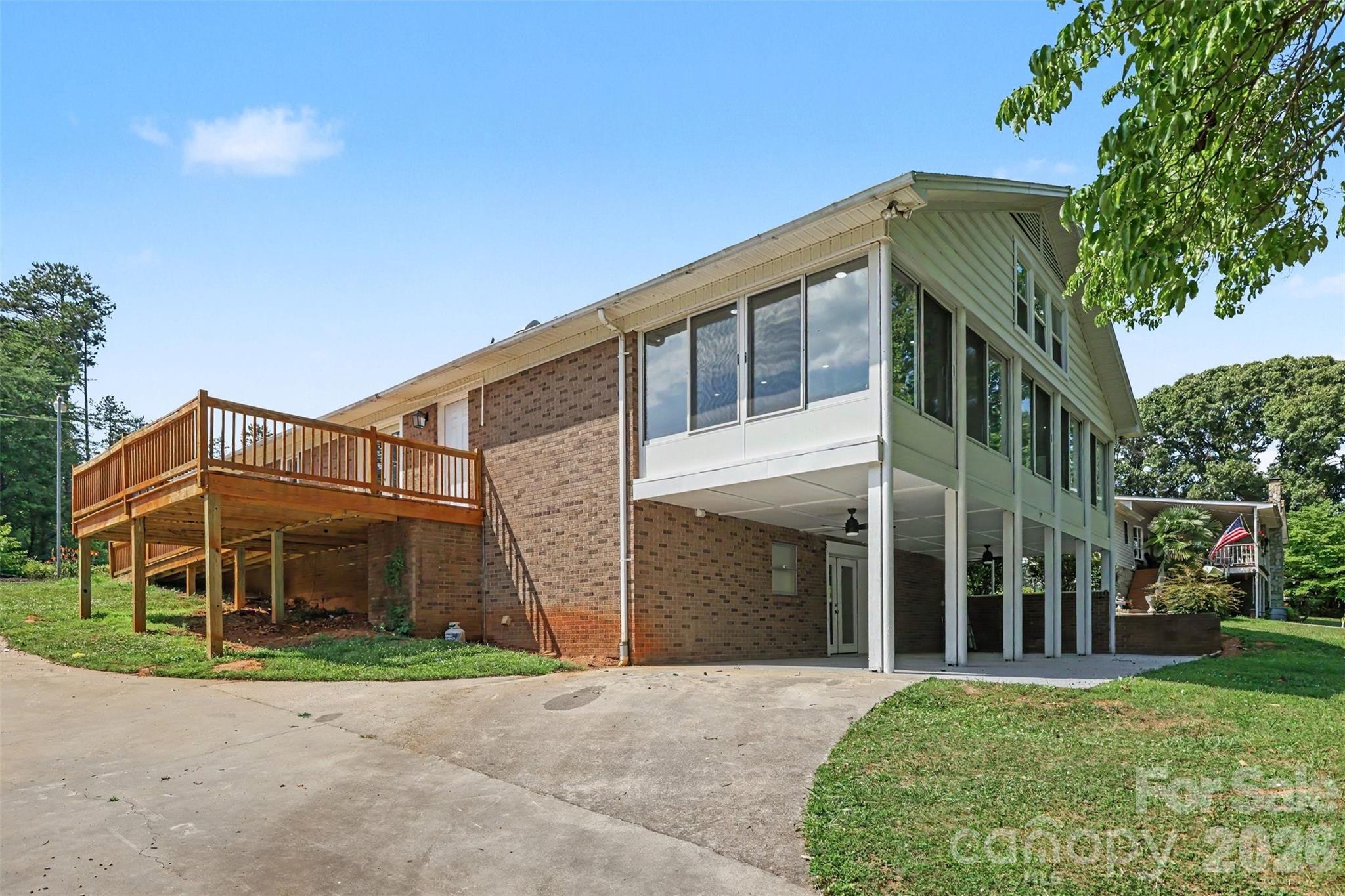 Land Harbor - Residential