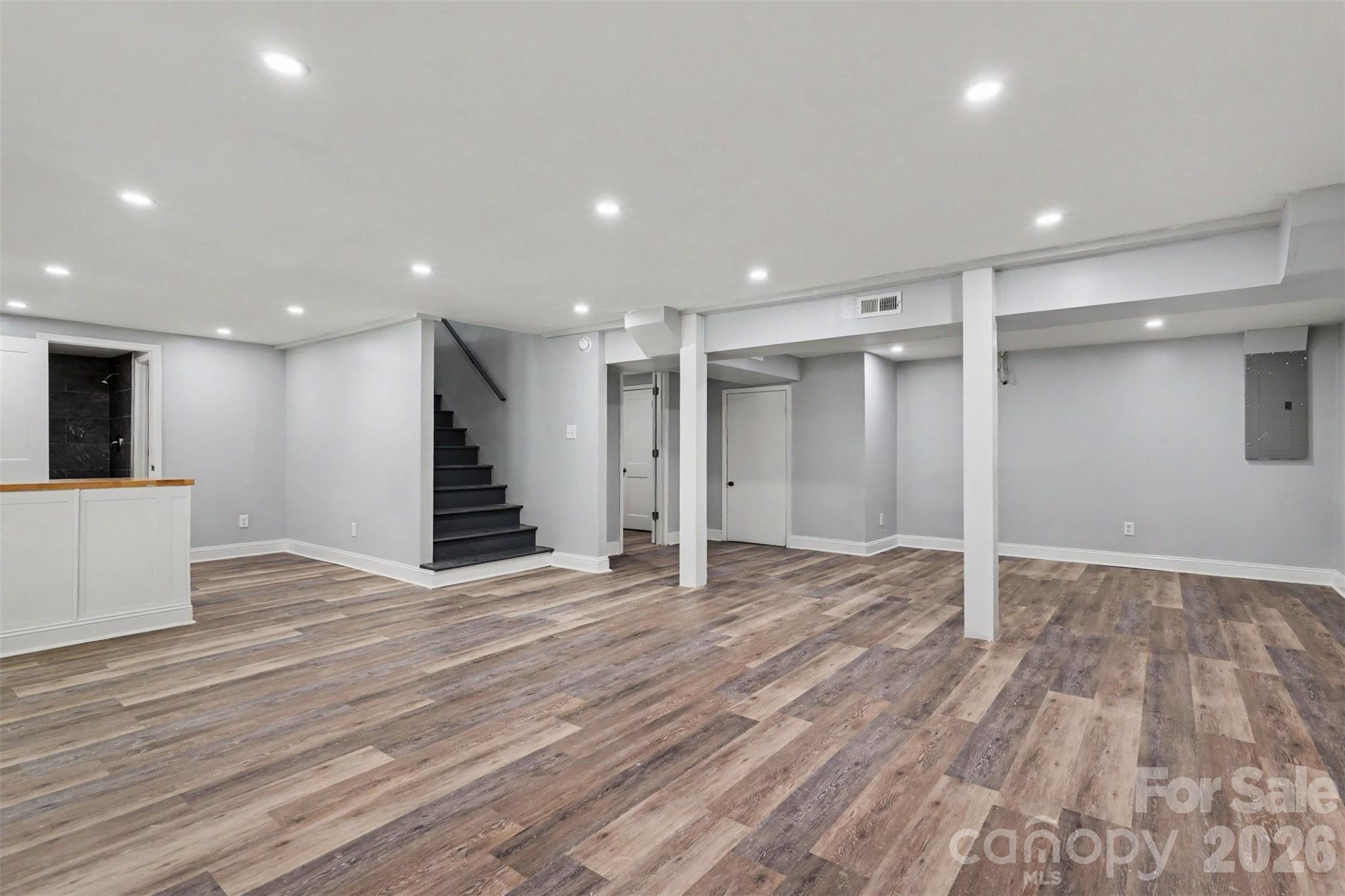 Land Harbor - Residential