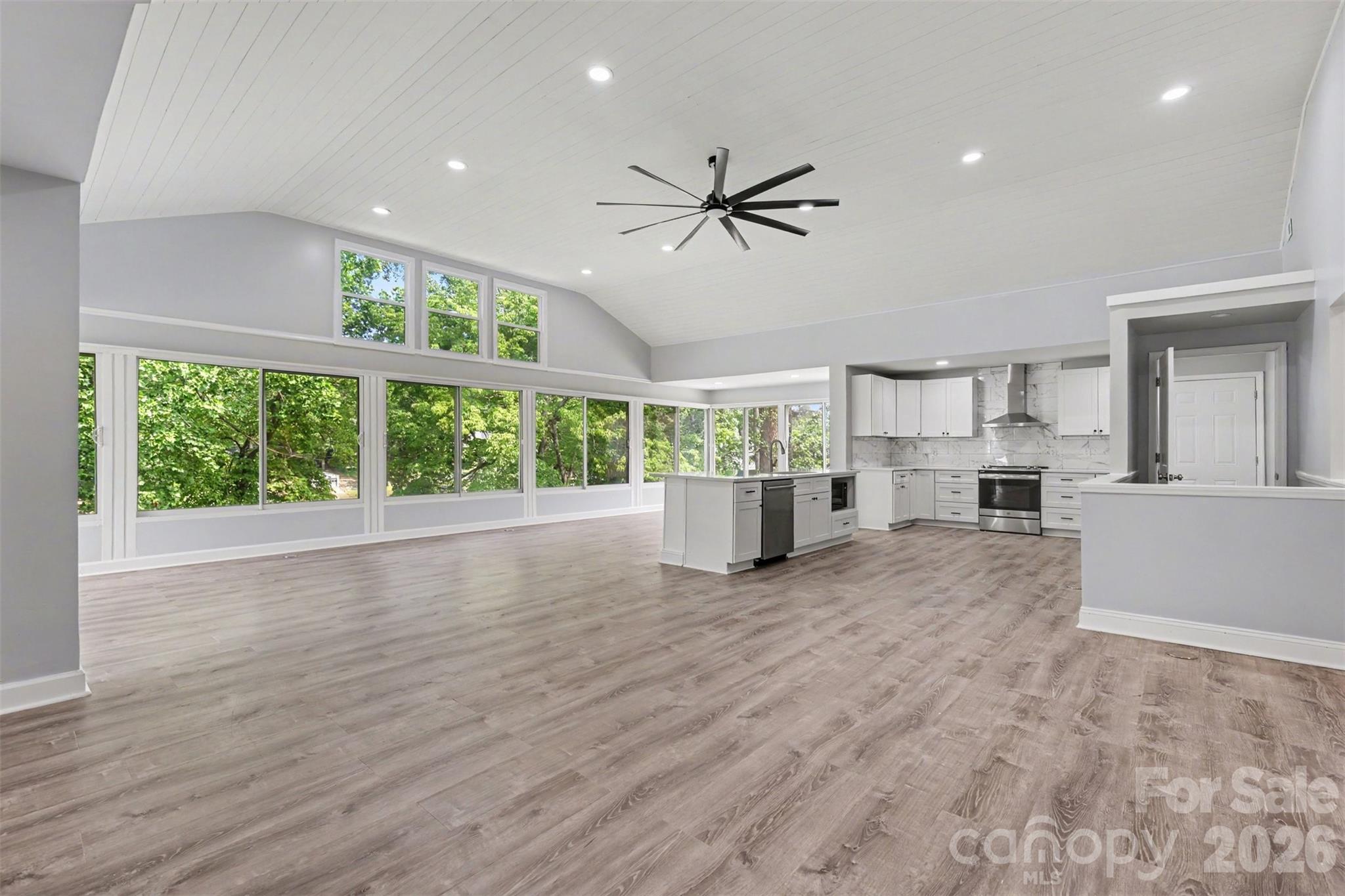 Land Harbor - Residential