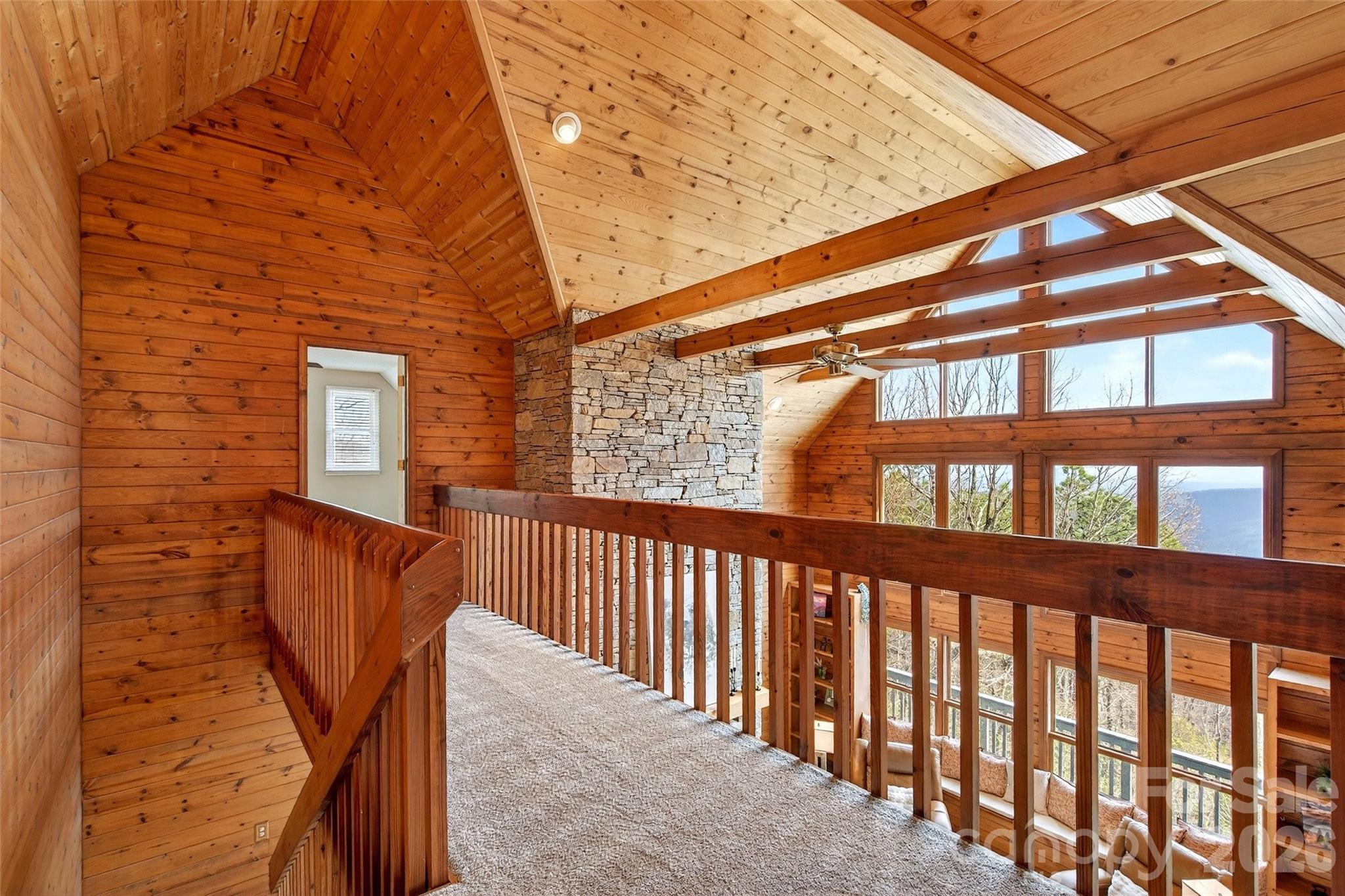 Gateway Mountain - Residential