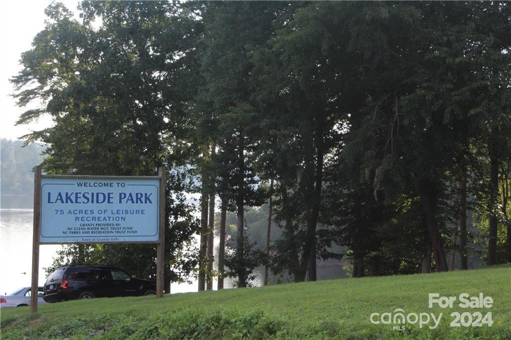 Built your home on 9.09 acres with a running stream and only 600' from Lake Rhoduss and Lakeside Park, with 72 acres of leisure recreation, featuring numerous trails for walking/hiking/ mountain biking. Part of the property is in the city, and 3/4 of it is within a one-mile perimeter.
