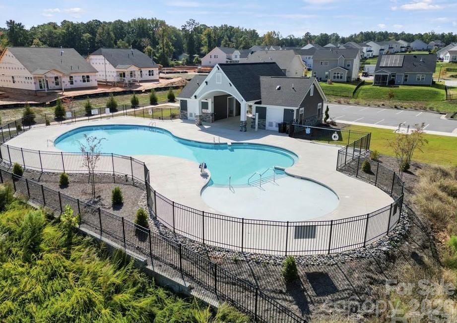 Clairmont - Residential