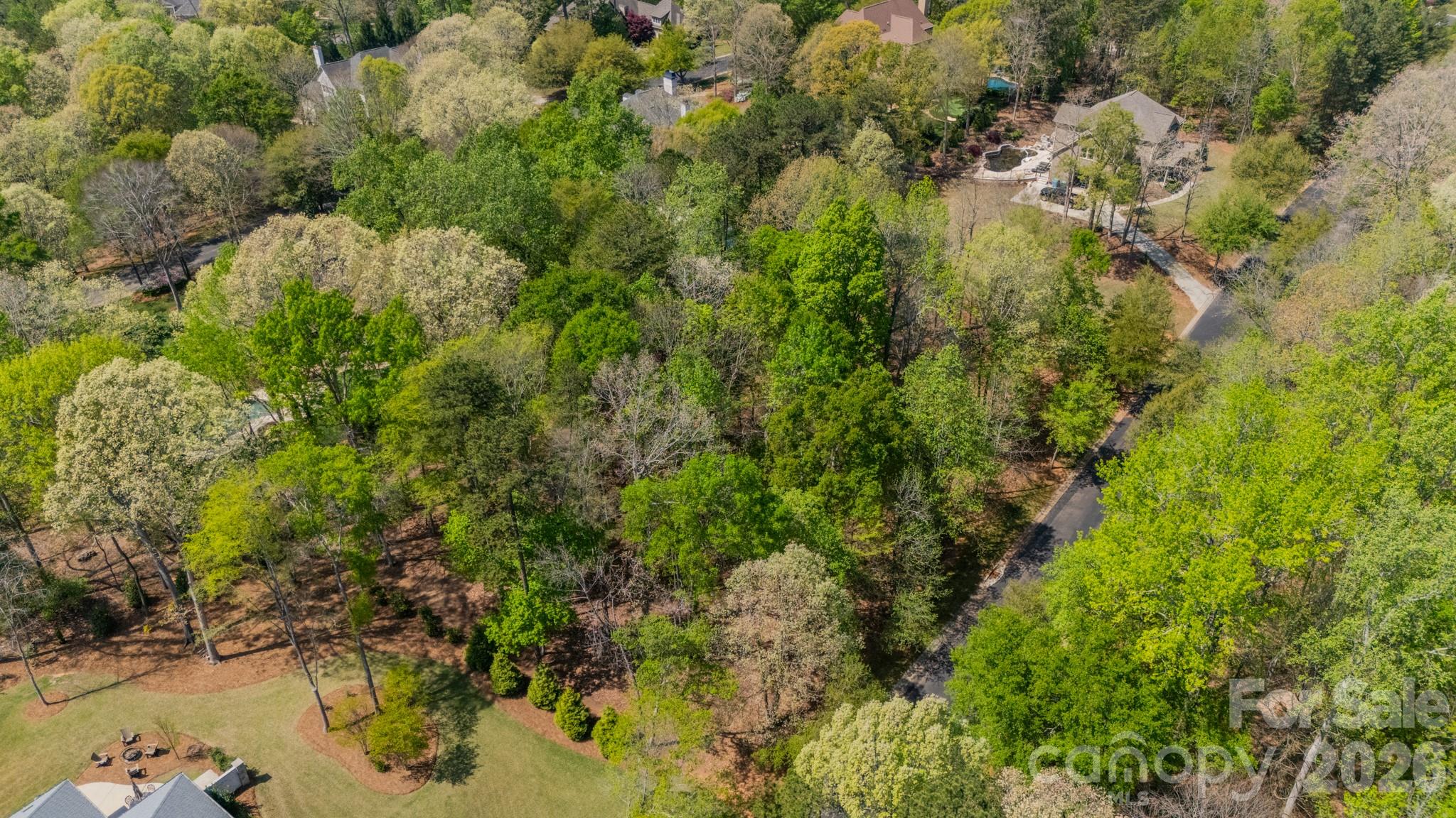 River Lakes - Land