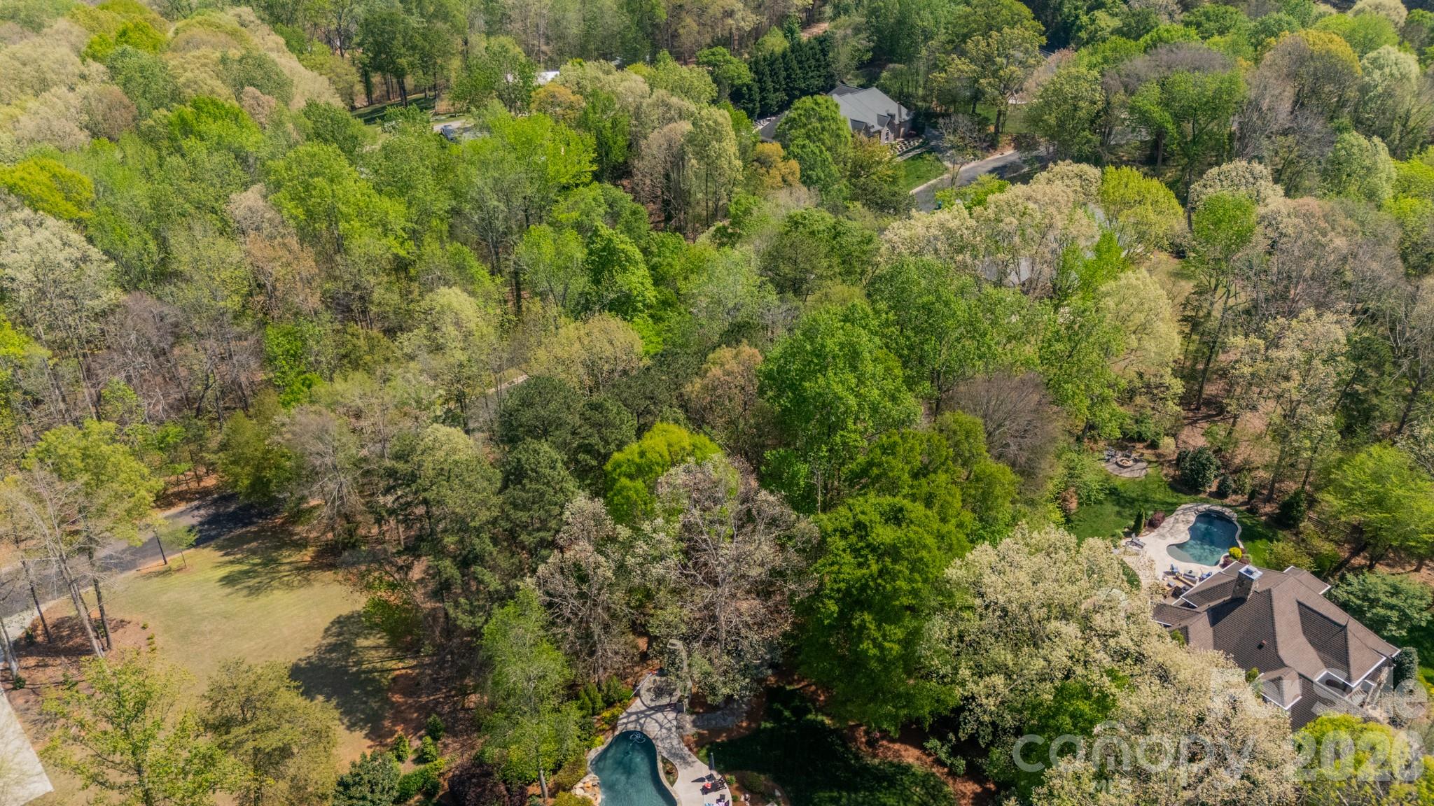 River Lakes - Land