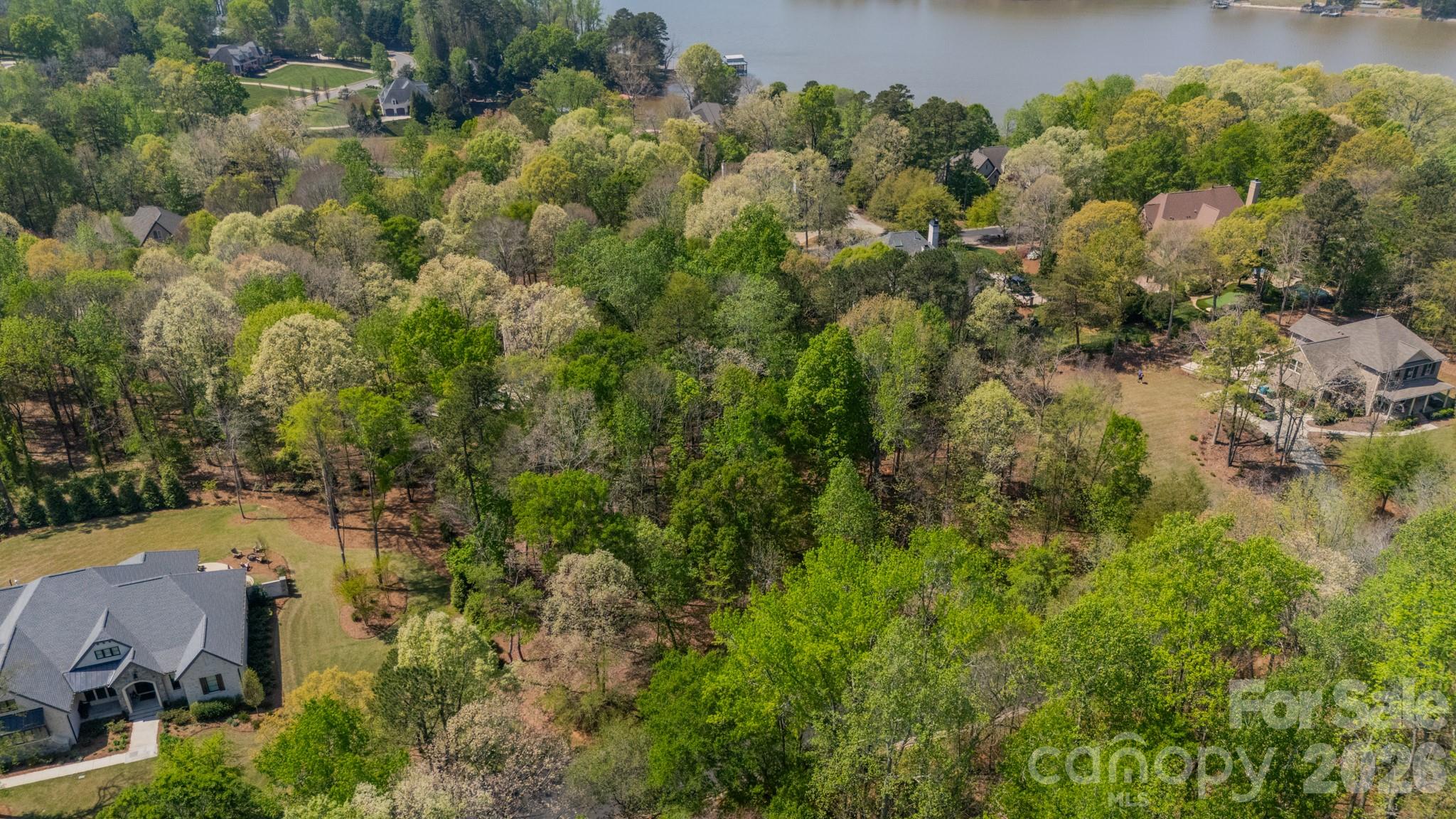 River Lakes - Land