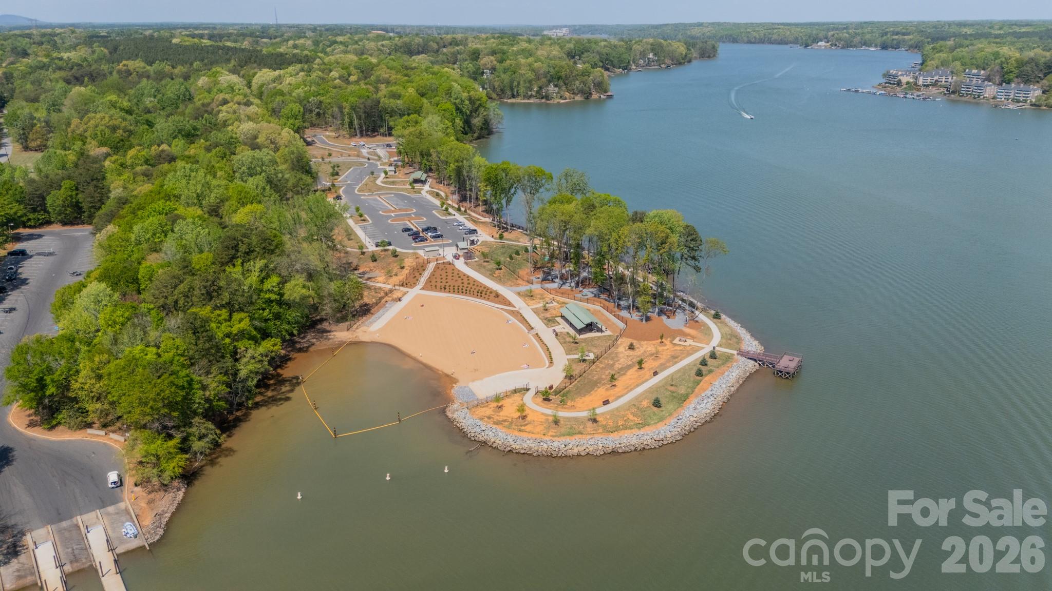 River Lakes - Land