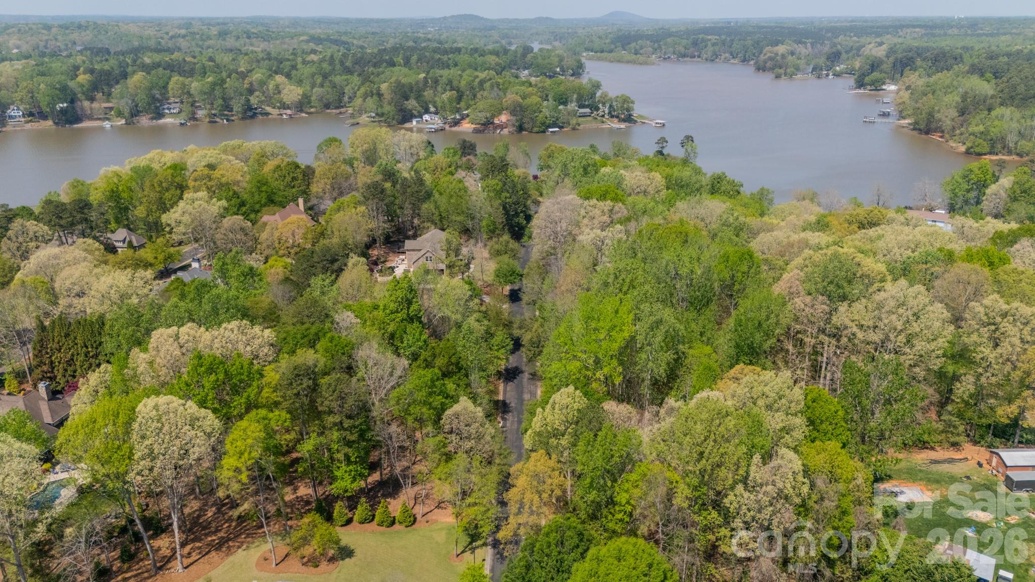 River Lakes - Land