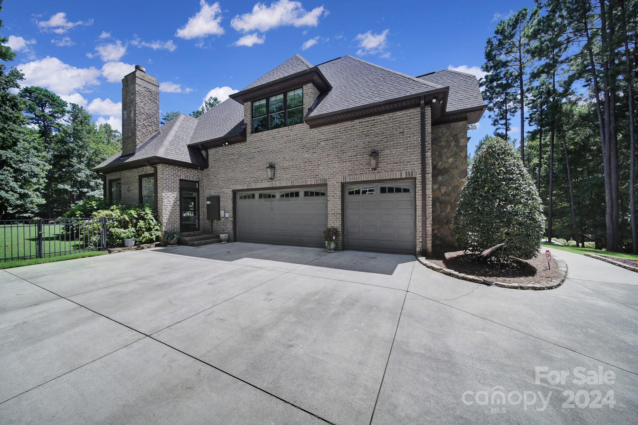 Trinity Ridge - Residential