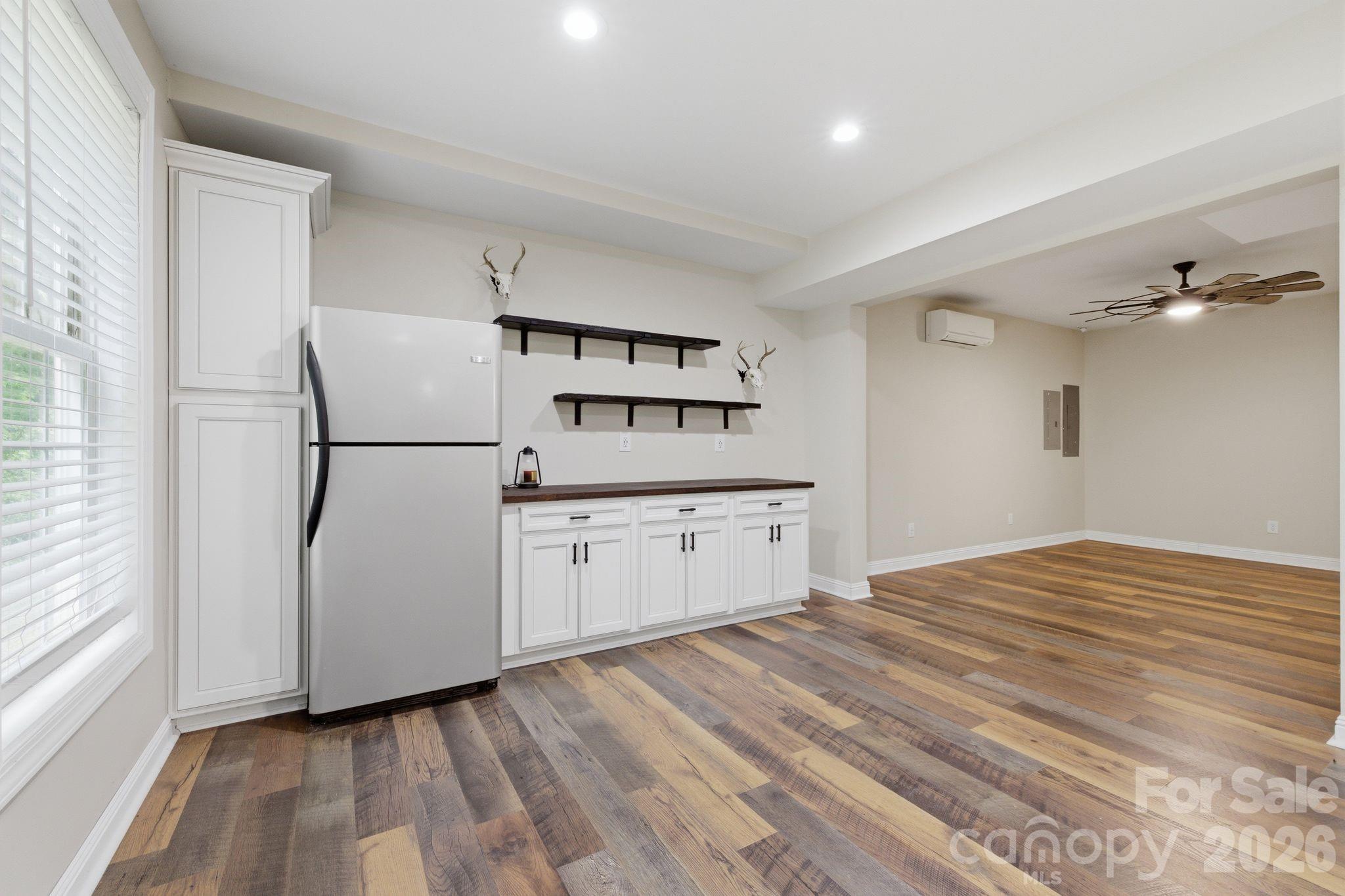 Meadow Glen - Residential