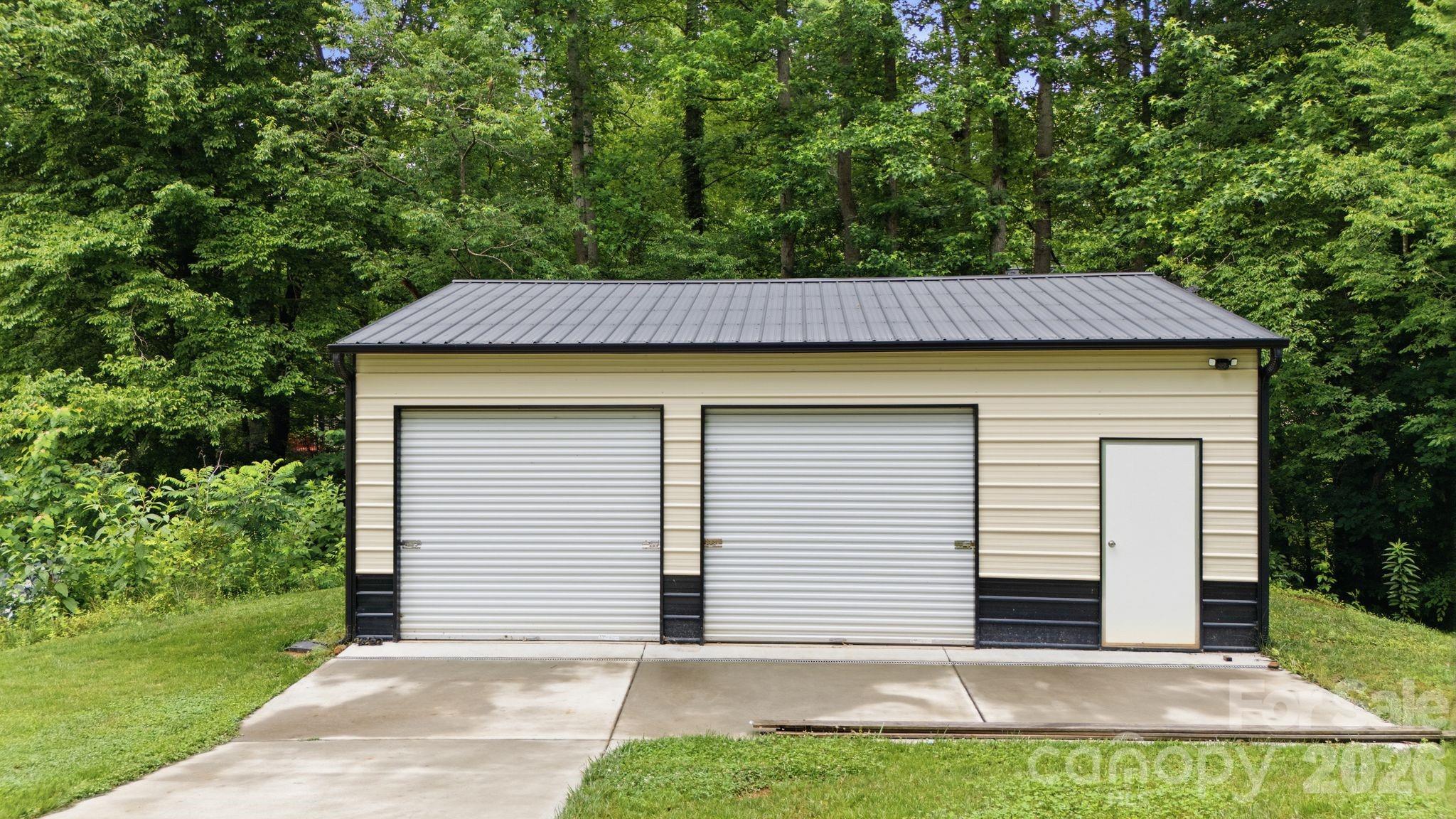 Meadow Glen - Residential