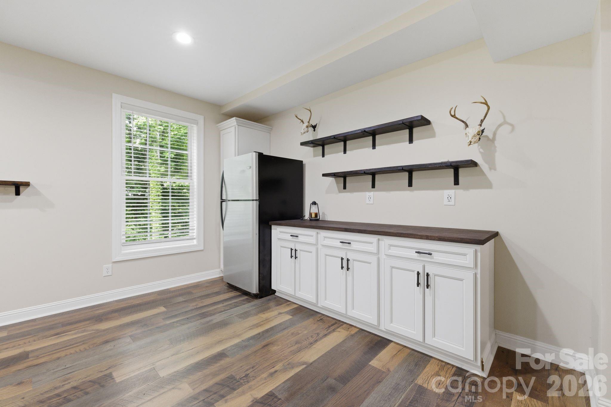 Meadow Glen - Residential