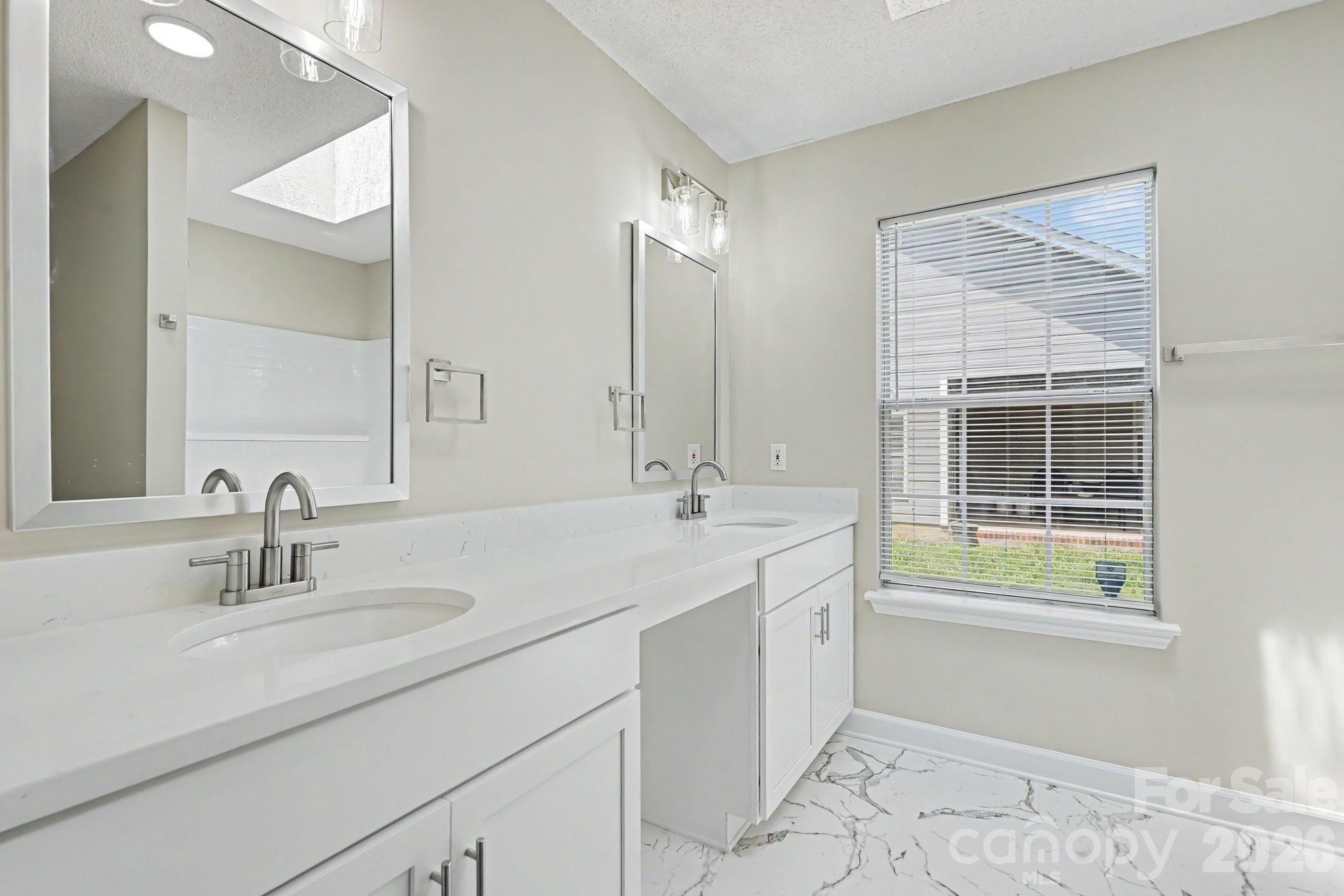 Martin Lakes - Residential