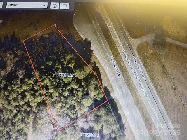 Country home site with road frontage on Hwy 601 is minutes from Monroe and offers quick access to shopping, dining, and health care facilities.    There is a well and septic on the property.  There are some issues with the septic that will need approval for use.  See reports in attachments.