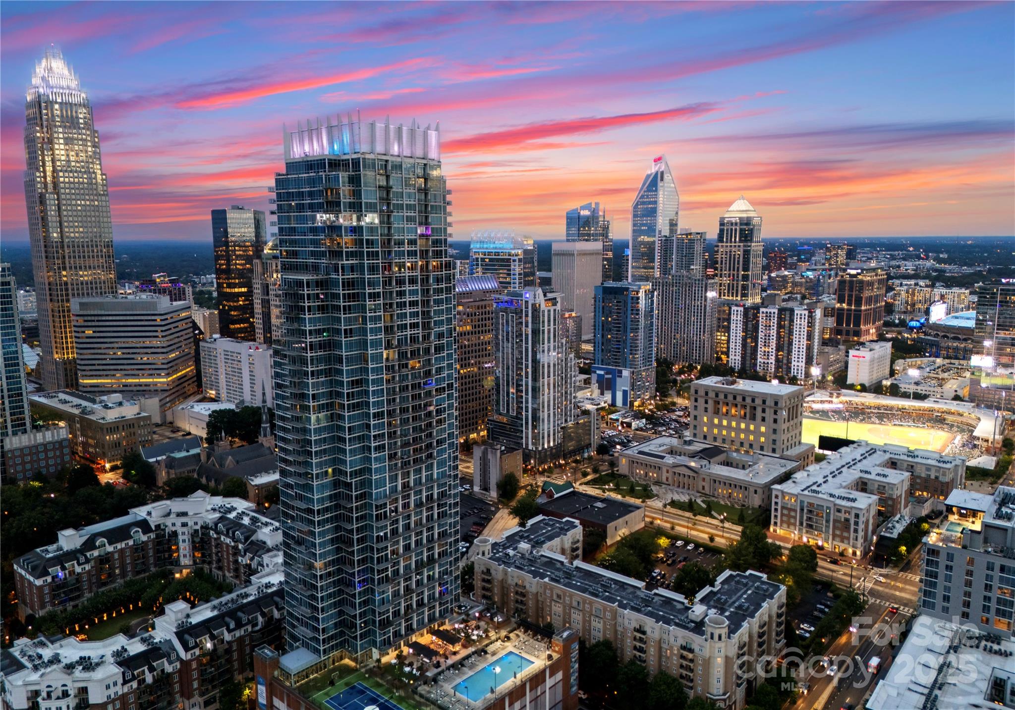 The Vue Charlotte - Residential