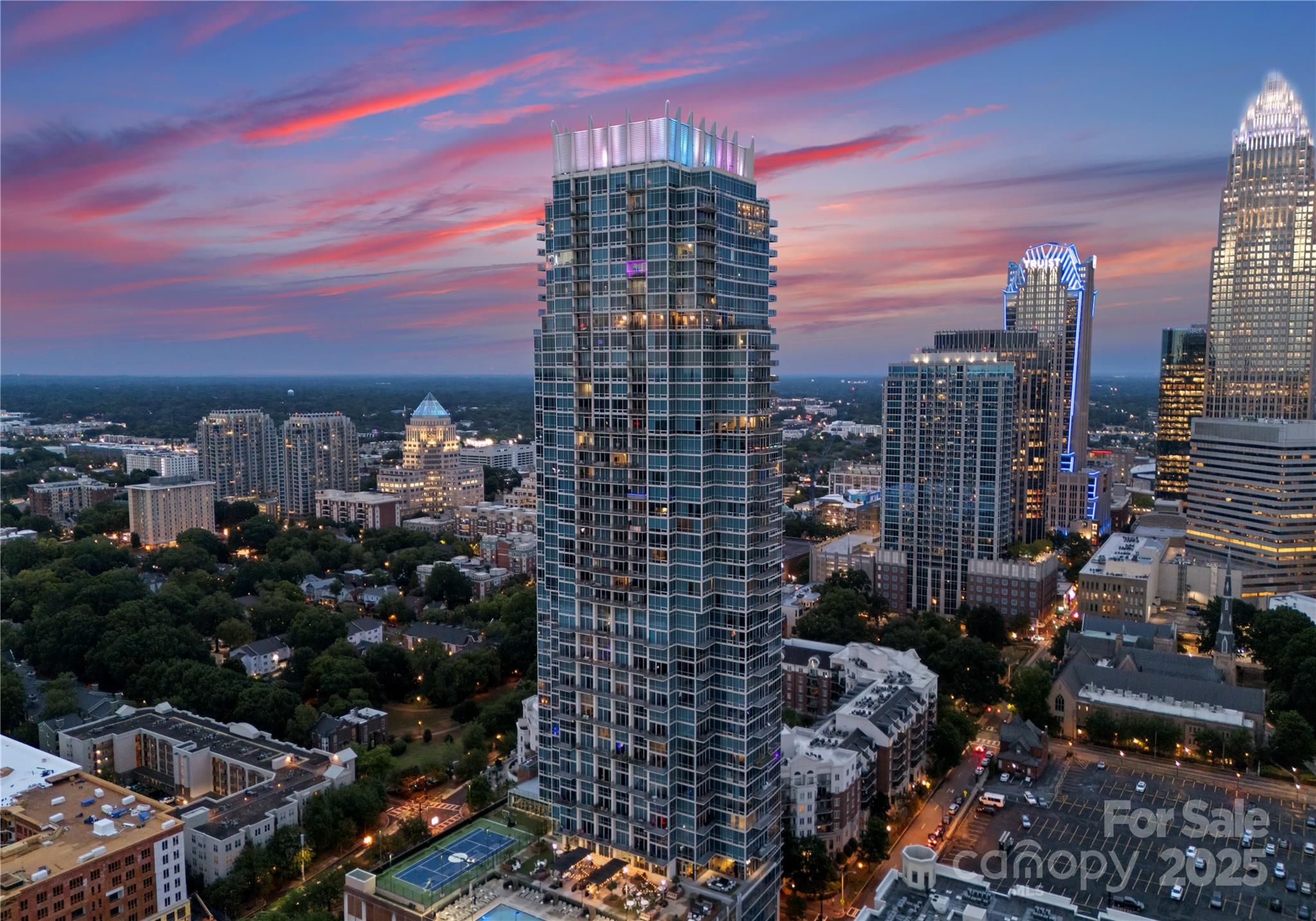 The Vue Charlotte - Residential