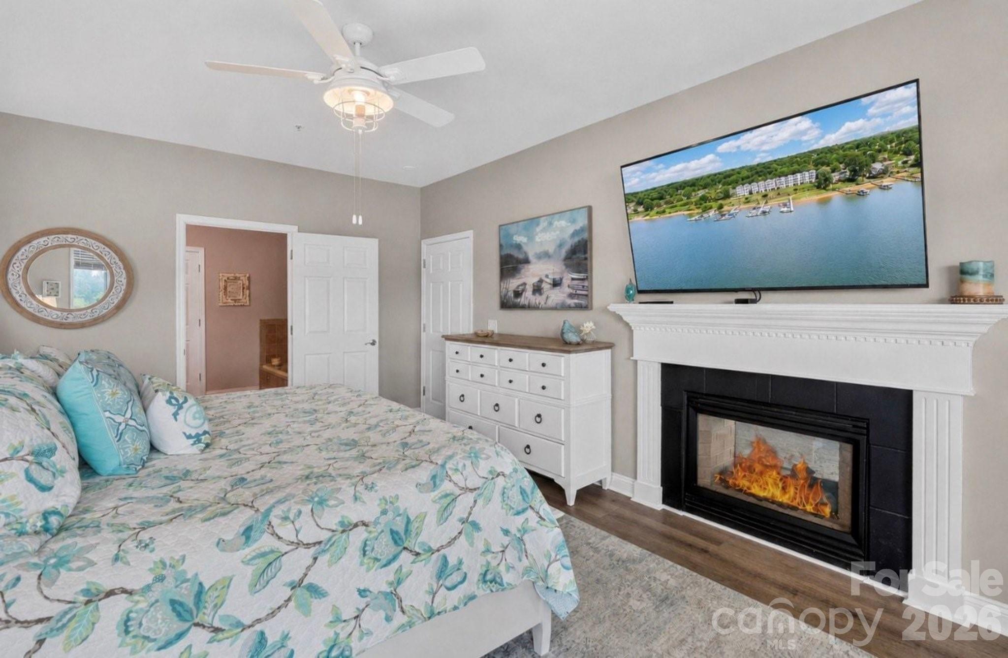 Harbor Point Village - Residential