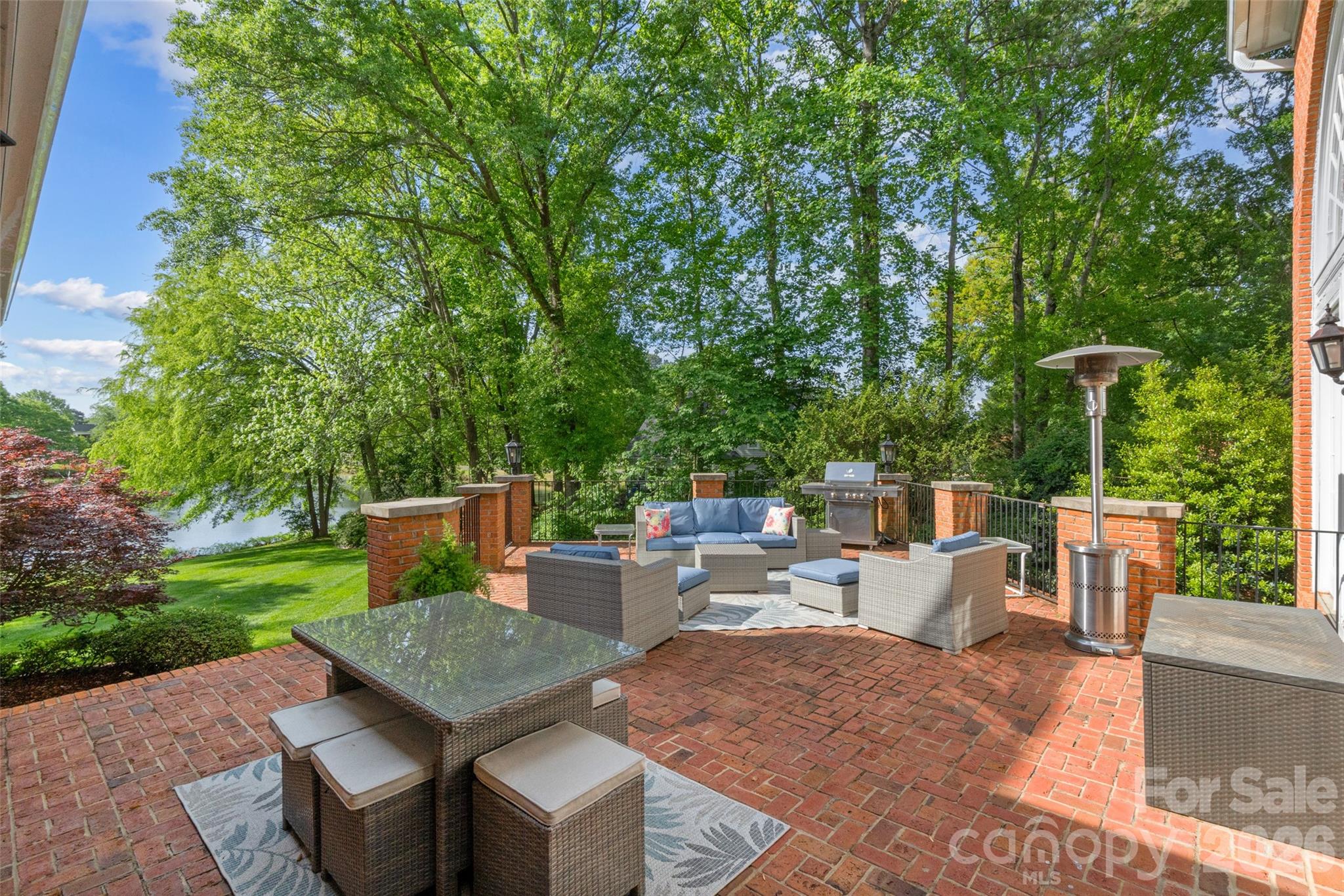 Meadow Lakes II - Residential
