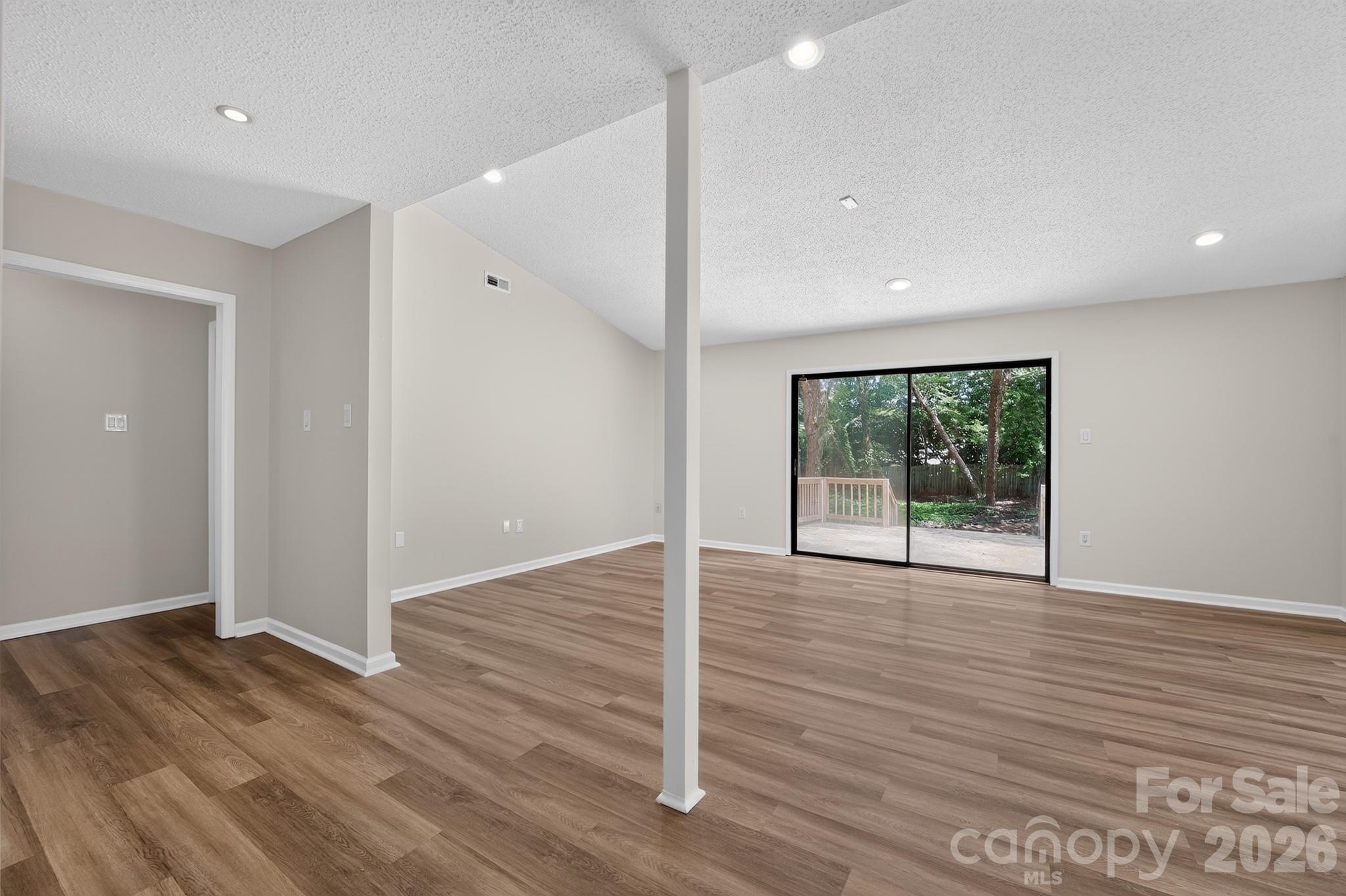 Sardis Crossing - Residential