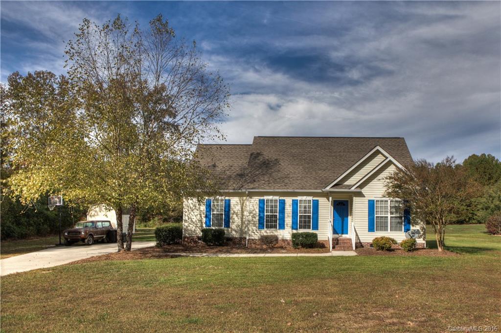 Well maintained, move-in ready 3 bedroom 2 bath ranch home on a beautiful 1 acre lot with no HOA! New carpet in upstairs bonus room and new flooring in kitchen. Gorgeous trey ceilings in the kitchen and master bedroom. Vaulted ceilings in the living room. Large shed/storage building. Seller to provide 13 month Diamond warranty from HWA upon closing.