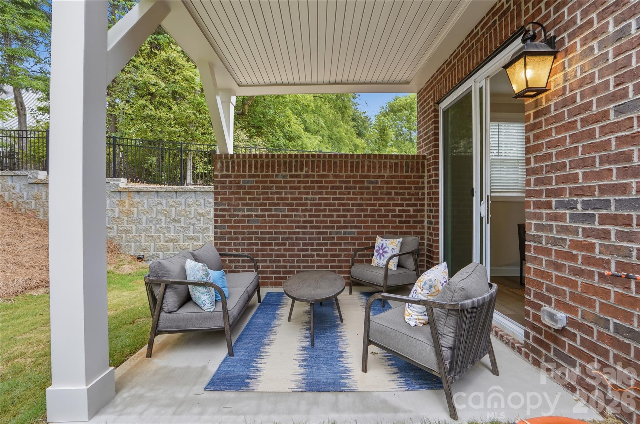 Townes At Wade Ardrey - Residential