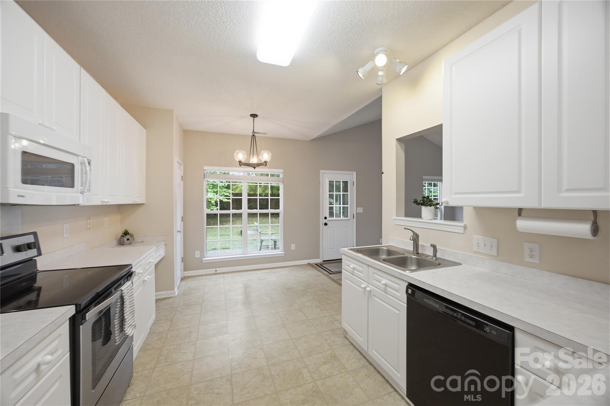 Hollythorne - Residential