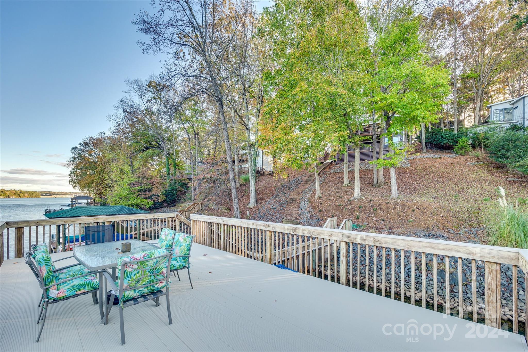 Tega Cay - Residential